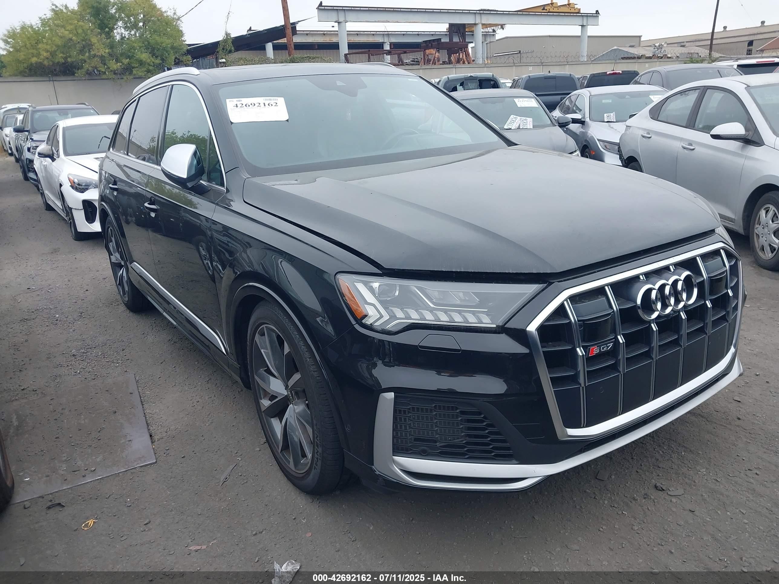 2022 Audi SQ7 Premium Plus, VIN WA1AWBF77ND000090 — Электрика