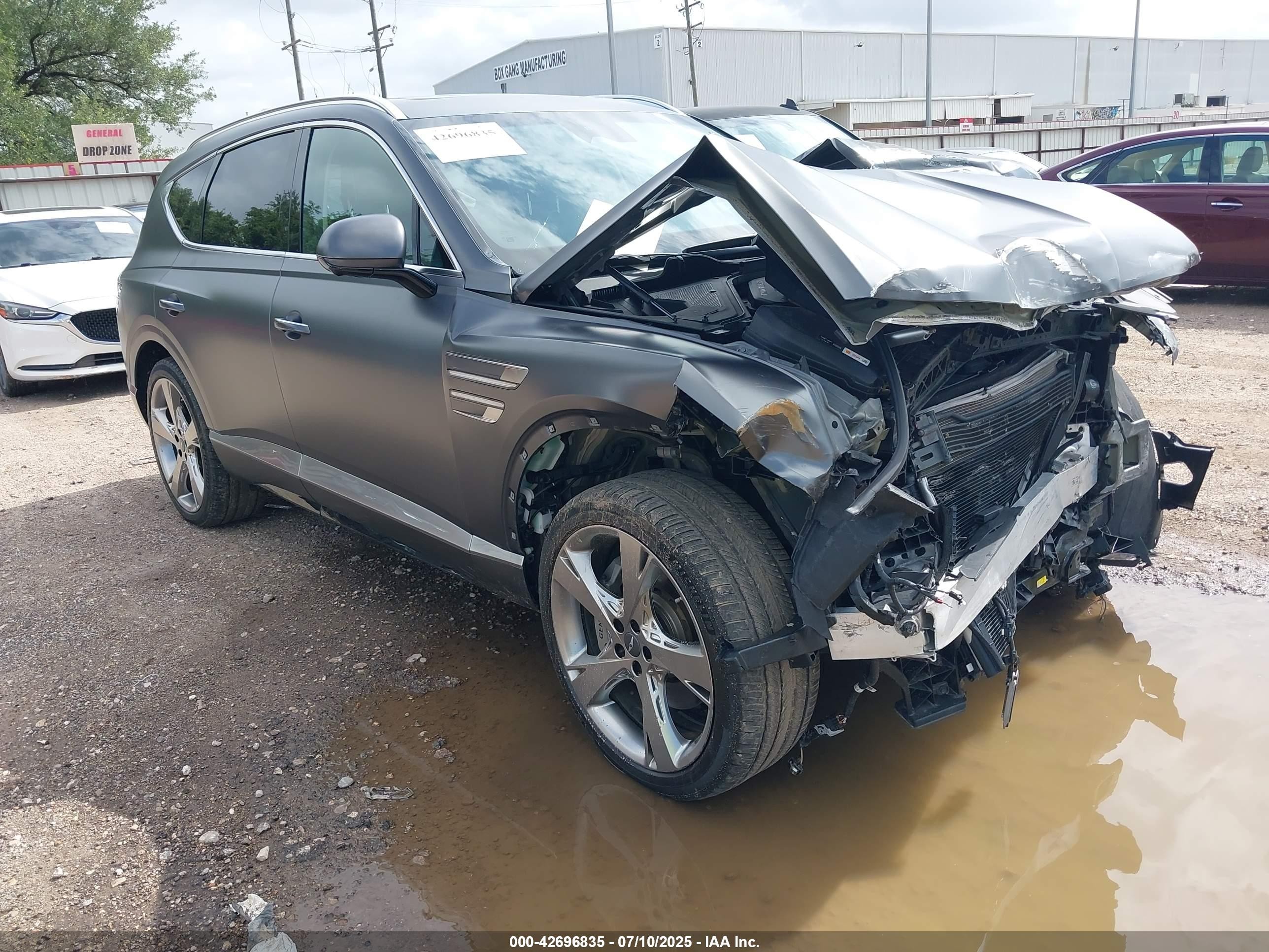 2023 Genesis GV80, VIN KMUHCESC8PU130090 — Auction photo