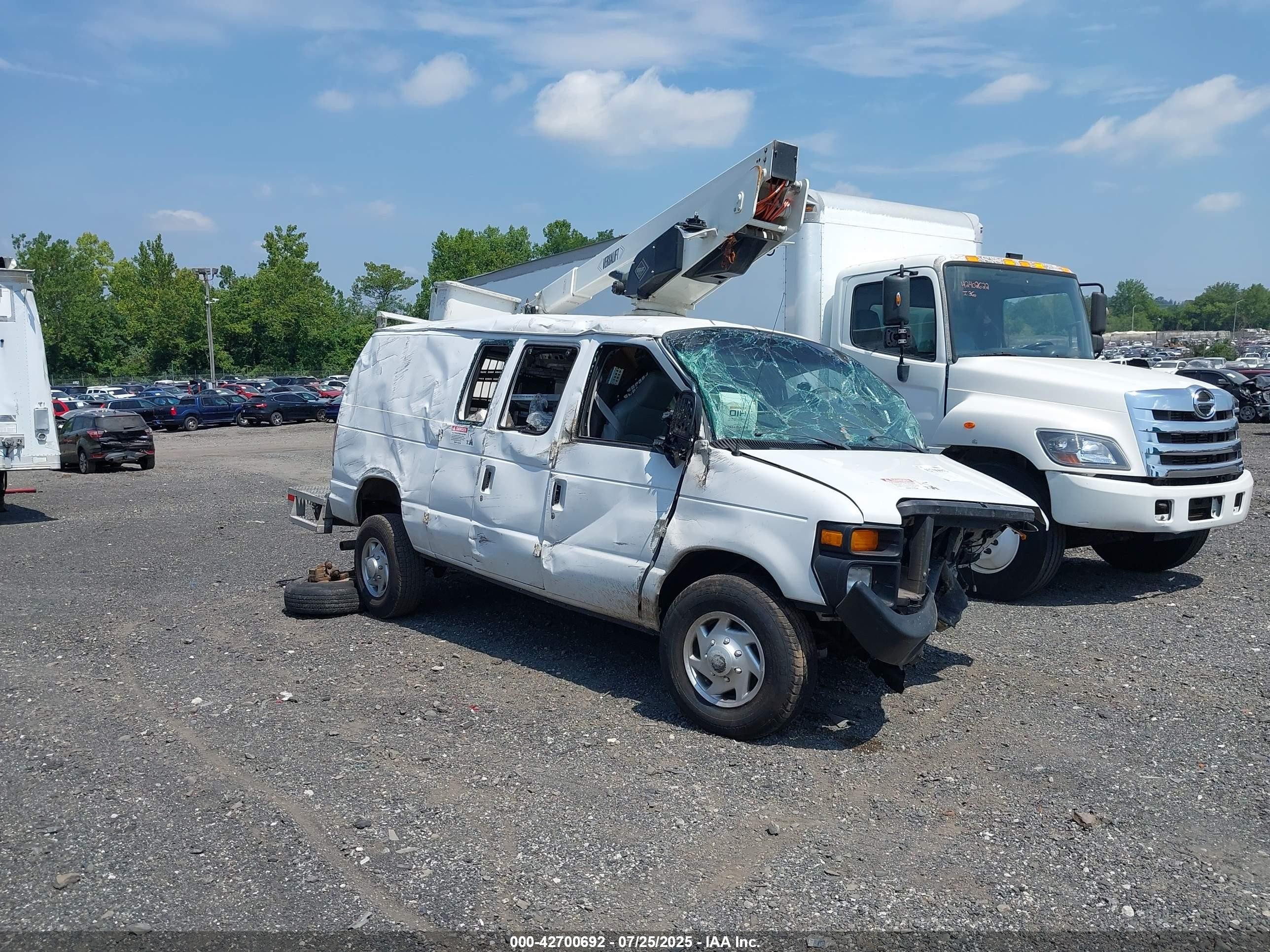 2013 Ford E-Series Commercial, VIN 1FDSE3EL1DDB34475 — All over