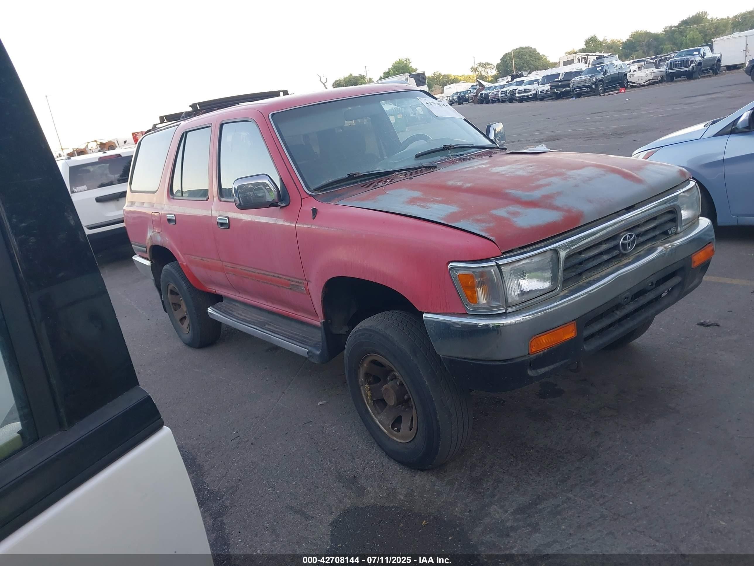 1992 Toyota 4Runner, VIN JT3VN39W4N8038070 — All over