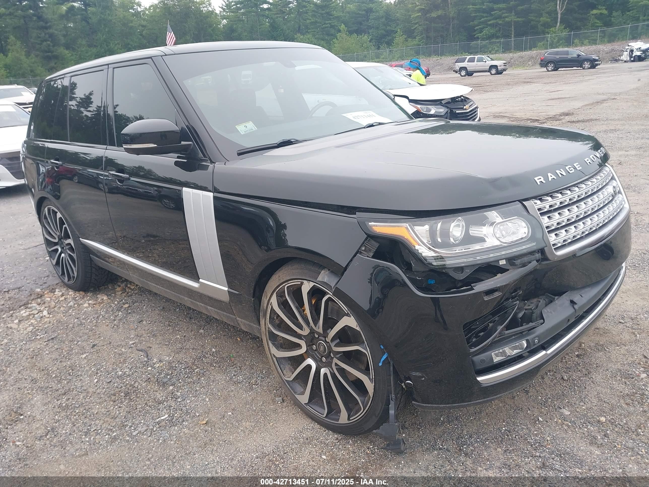 2013 Land Rover Range Rover HSE, VIN SALGS2DF8DA111004 — Фото с аукциона