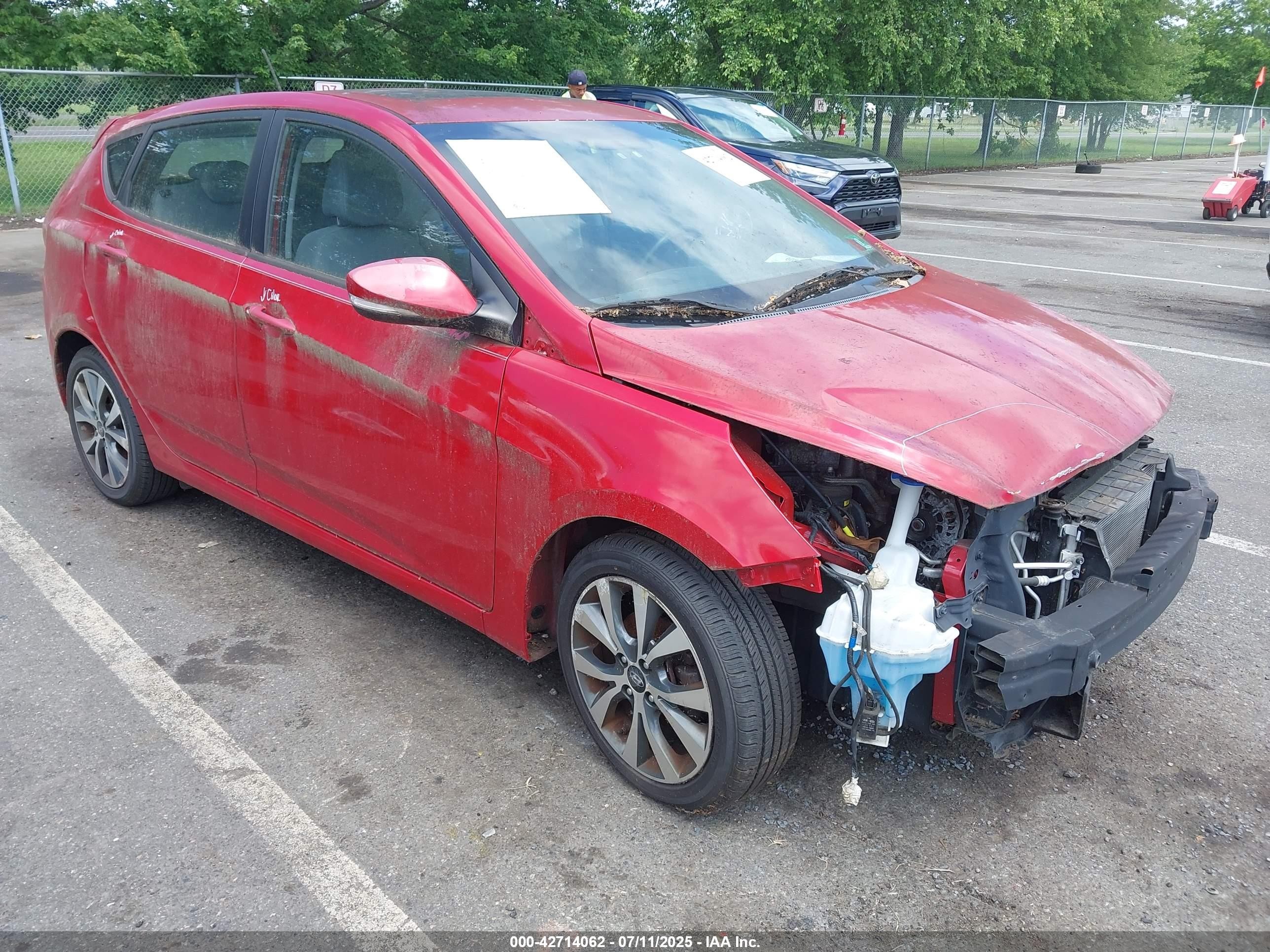 2015 Hyundai Accent Sport, VIN KMHCU5AE8FU229578 — По всему кузову