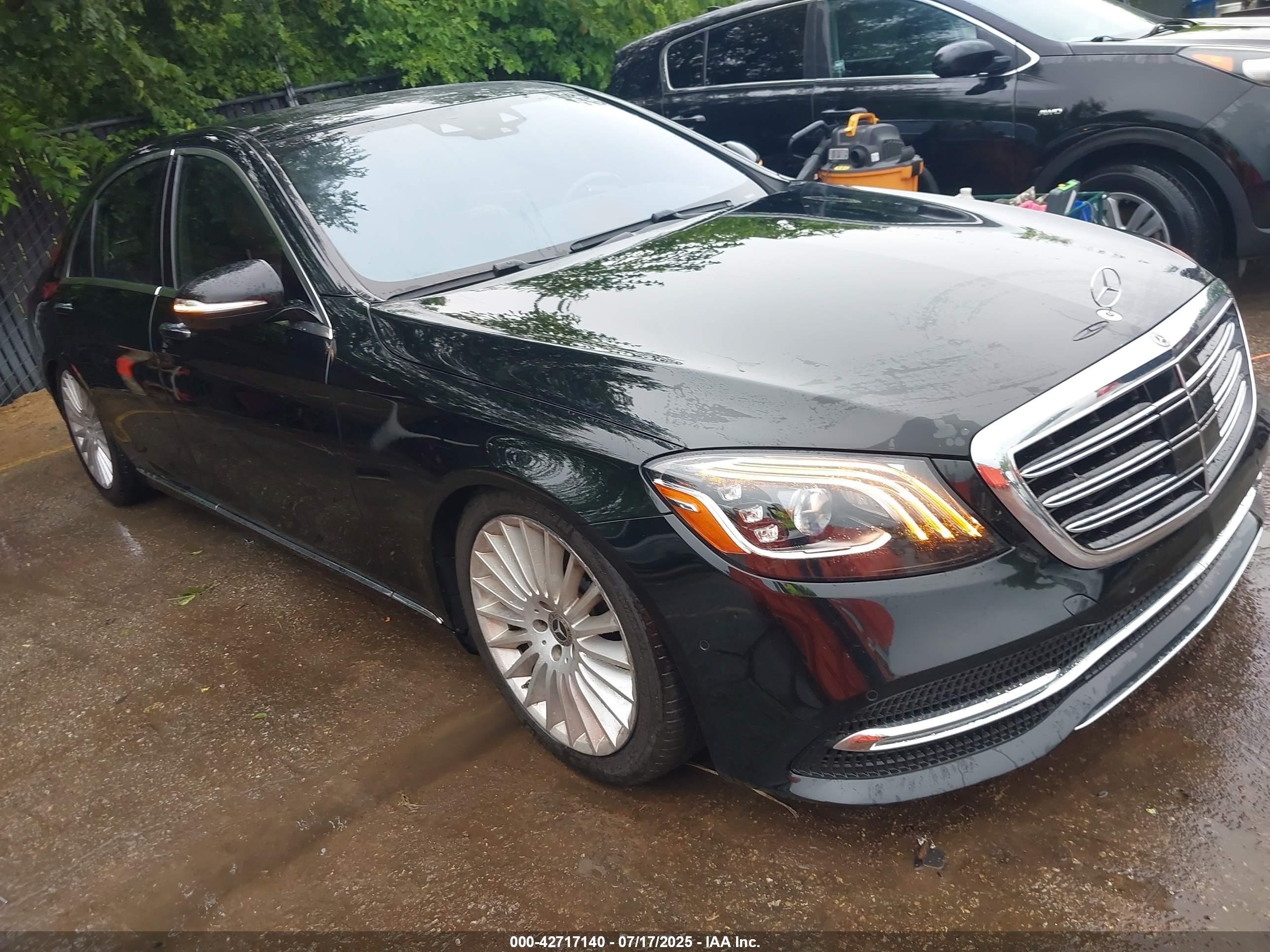 2018 Mercedes-Benz S 560, VIN WDDUG8GBXJA392117 — Undercarriage