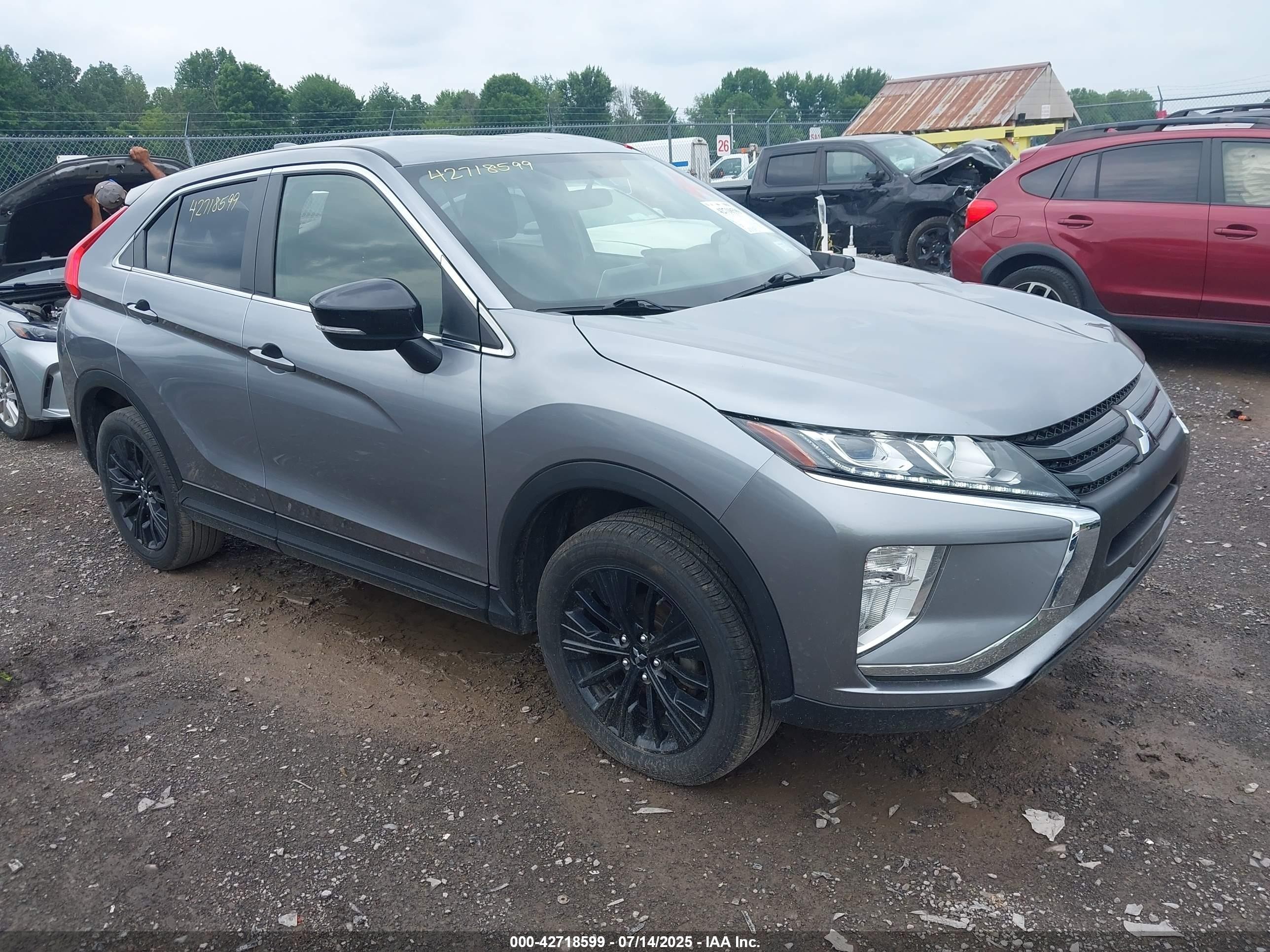 2020 Mitsubishi Eclipse Cross LE, VIN JA4AT4AA0LZ028045 — Storm