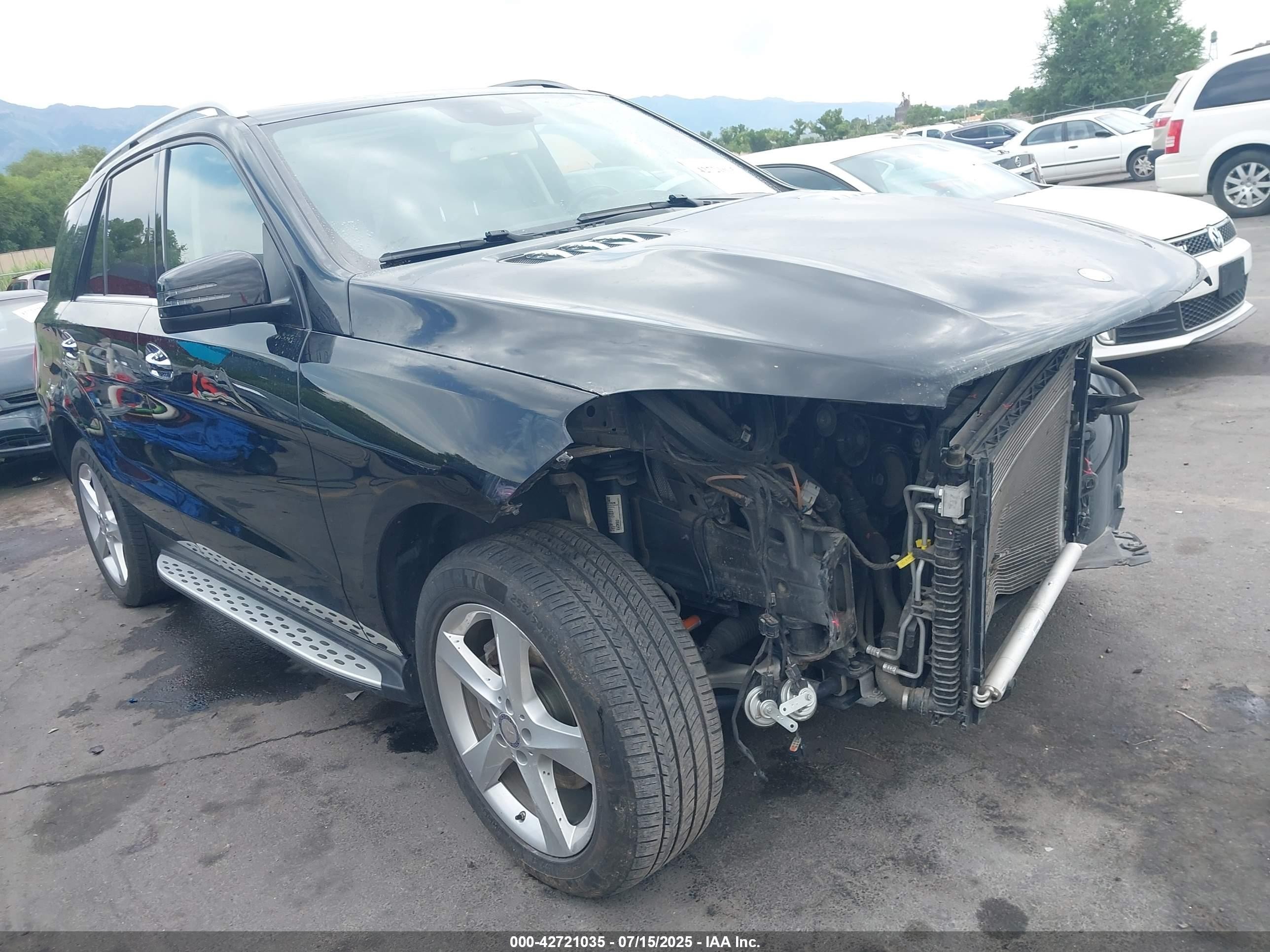 2016 Mercedes-Benz GLE 350, VIN 4JGDA5HB8GA789242 — Front end