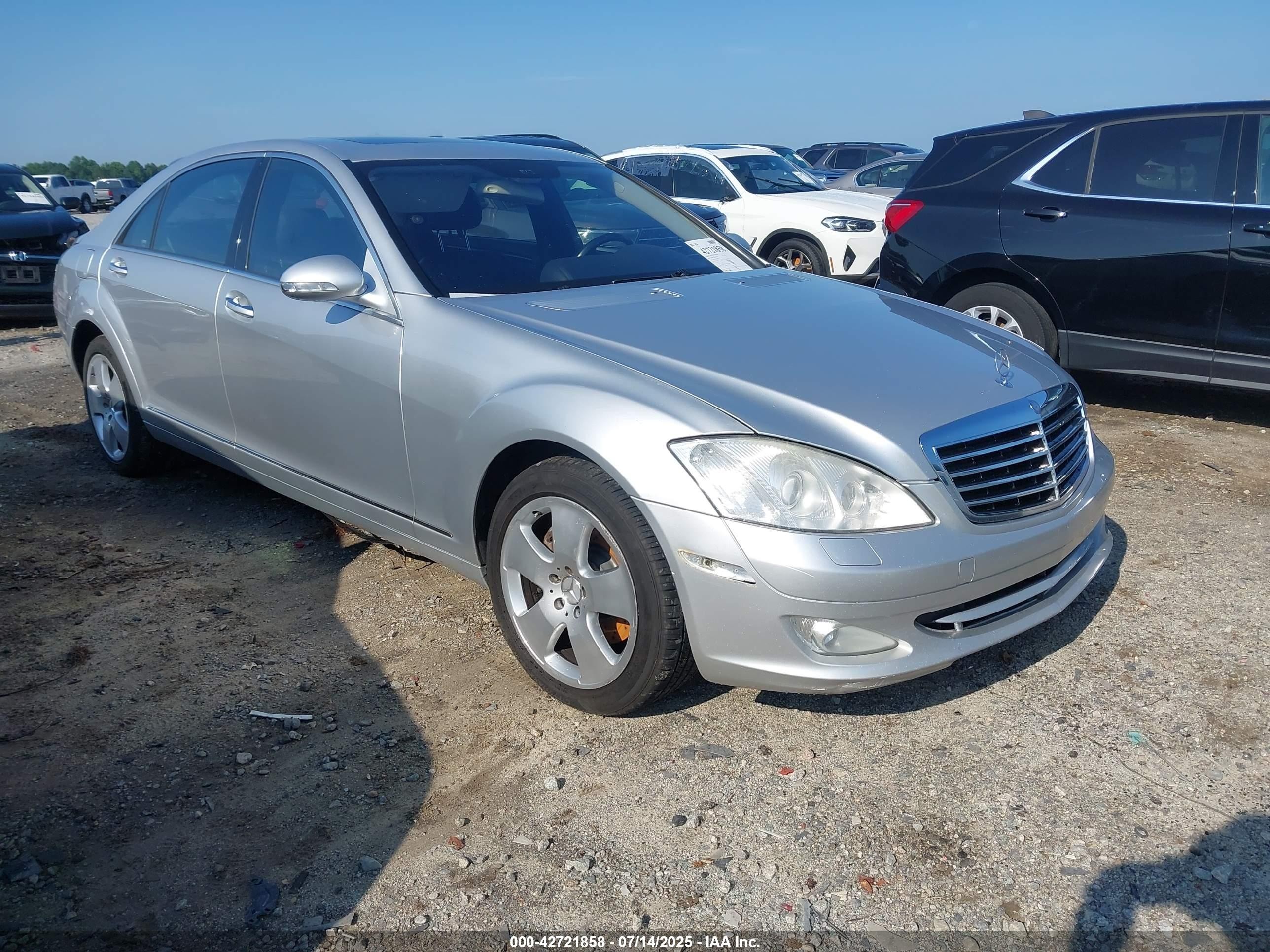 2007 Mercedes-Benz S 550, VIN WDDNG71X37A080524 — Auction photo