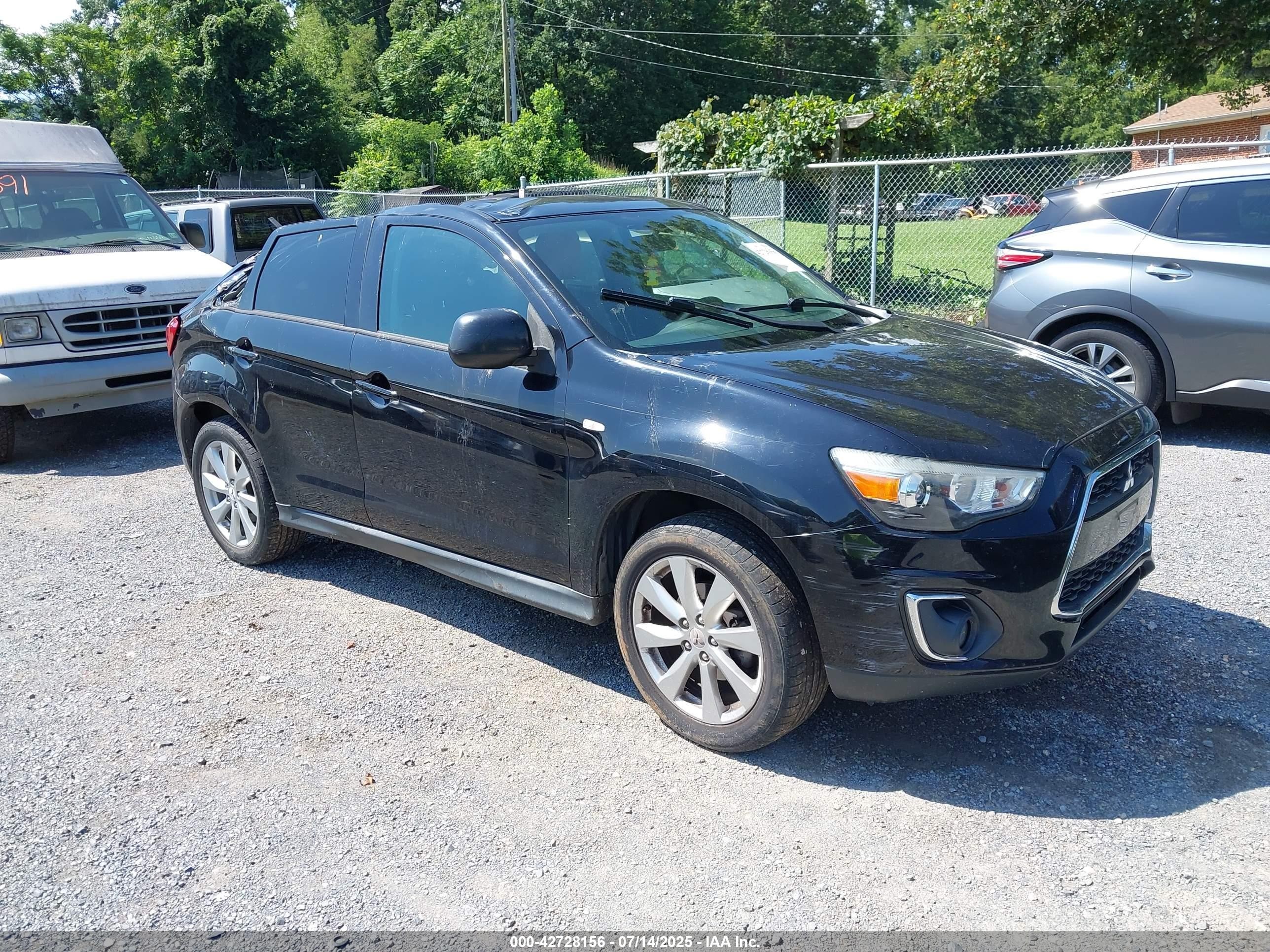 2015 Mitsubishi Outlander ES, VIN 4A4AP3AU0FE056933 — Storm
