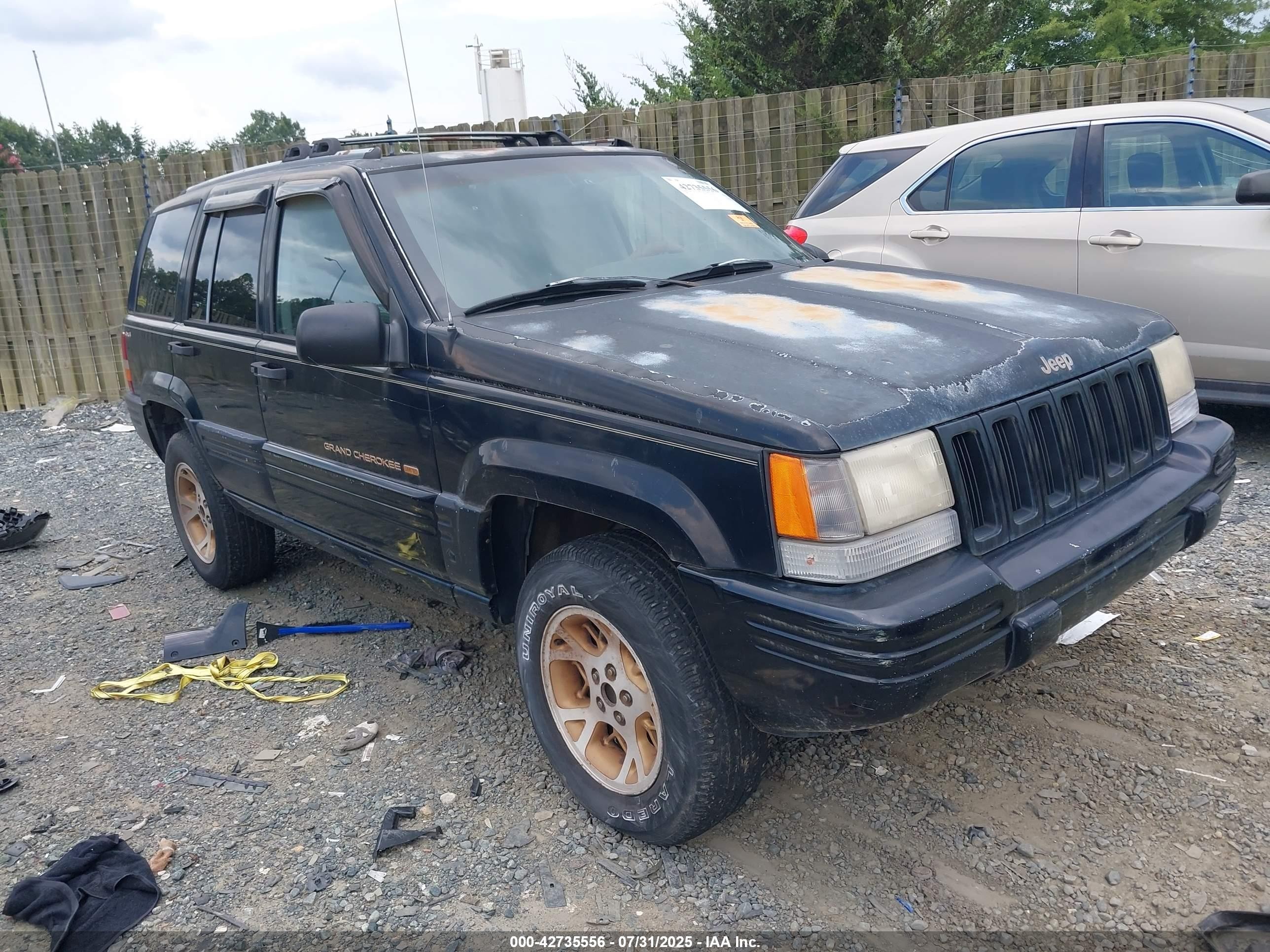 1996 Jeep Grand Cherokee Limited, VIN 1J4GZ78Y7TC365408 — Biohazard / chemical