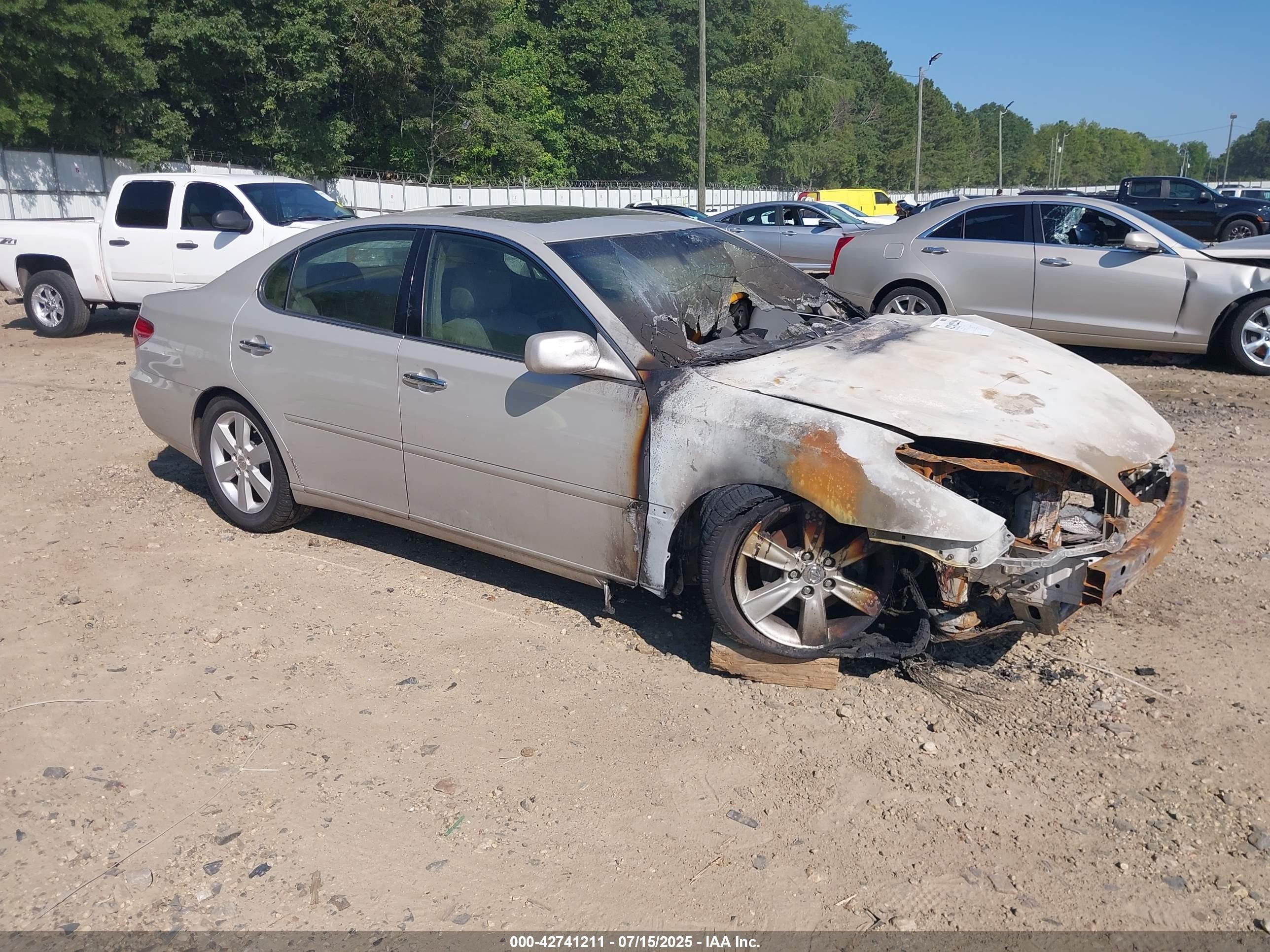 2006 Lexus ES 350, VIN JTHBA30G365164700 — Interior fire