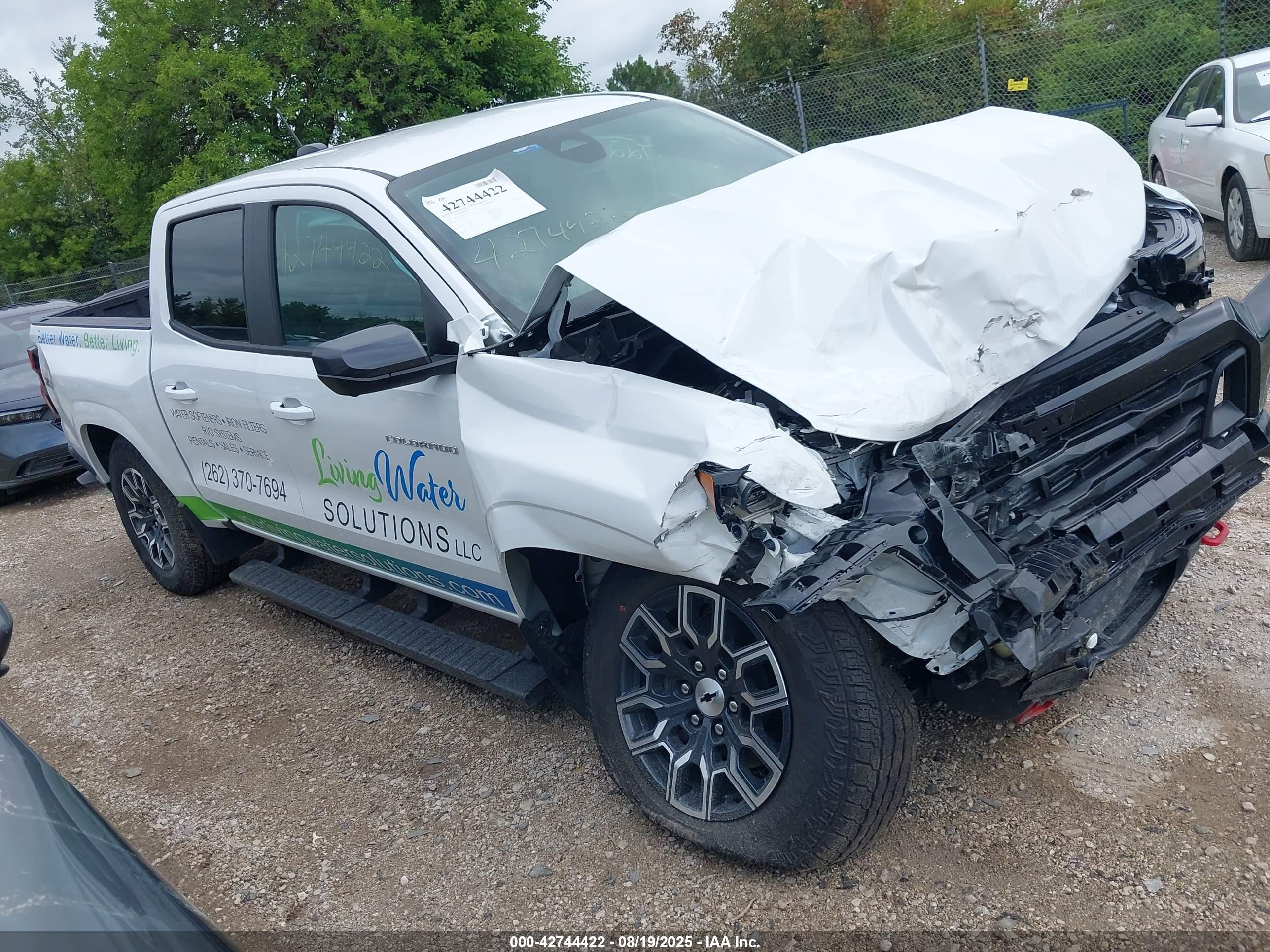 2025 Chevrolet Colorado 4WD Z71, VIN 1GCPTDEK6S1167872 — Перед