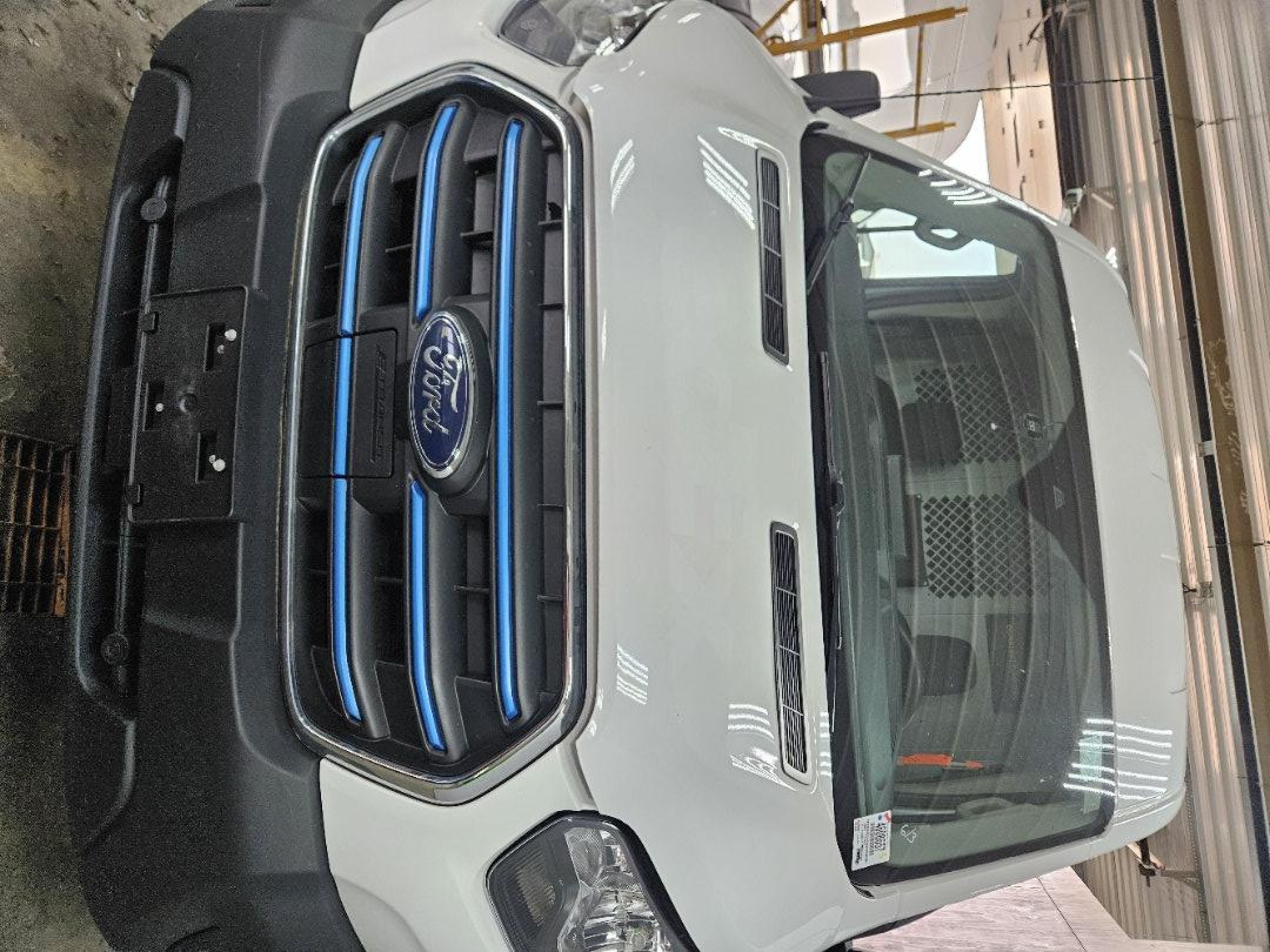 2022 Ford E-Transit Cargo, VIN 1FTBW9CK5NKA20006 — Normal wear