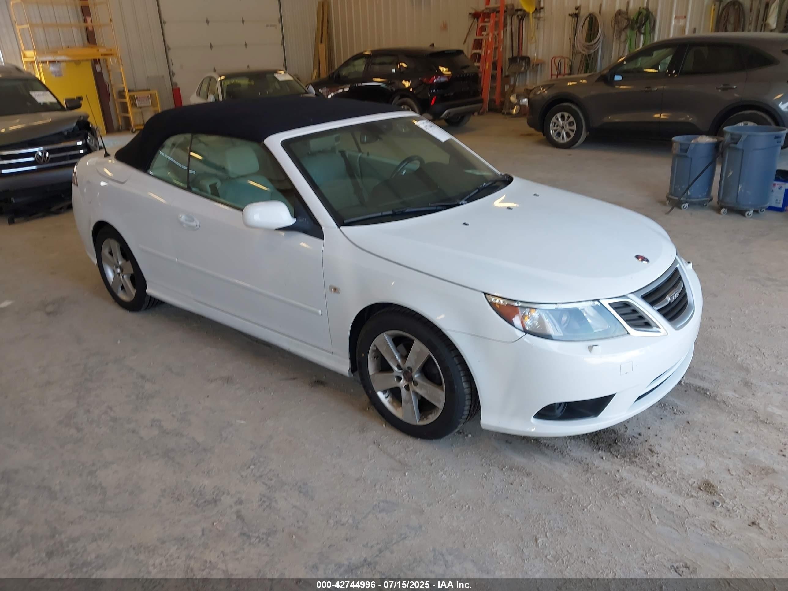 2011 Saab 9-3, VIN YS3FA7CY4B1304908 — Зад