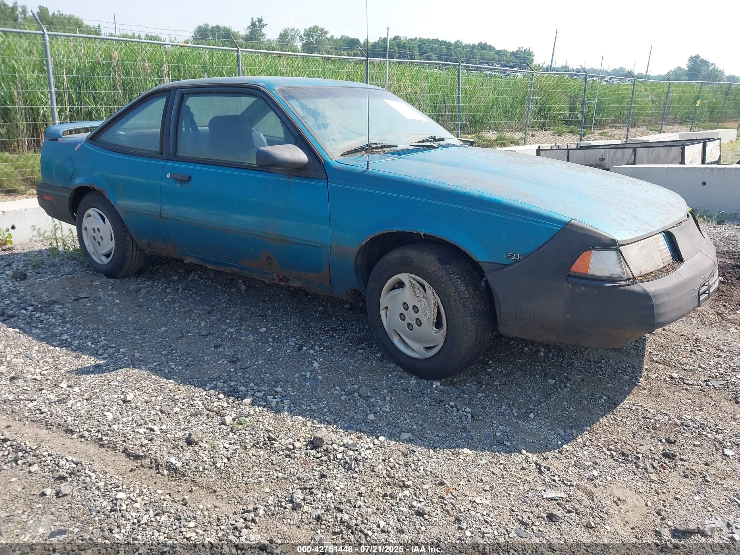 1994 Chevrolet Cavalier, VIN 1G1JC14T9R7167847 — Front end