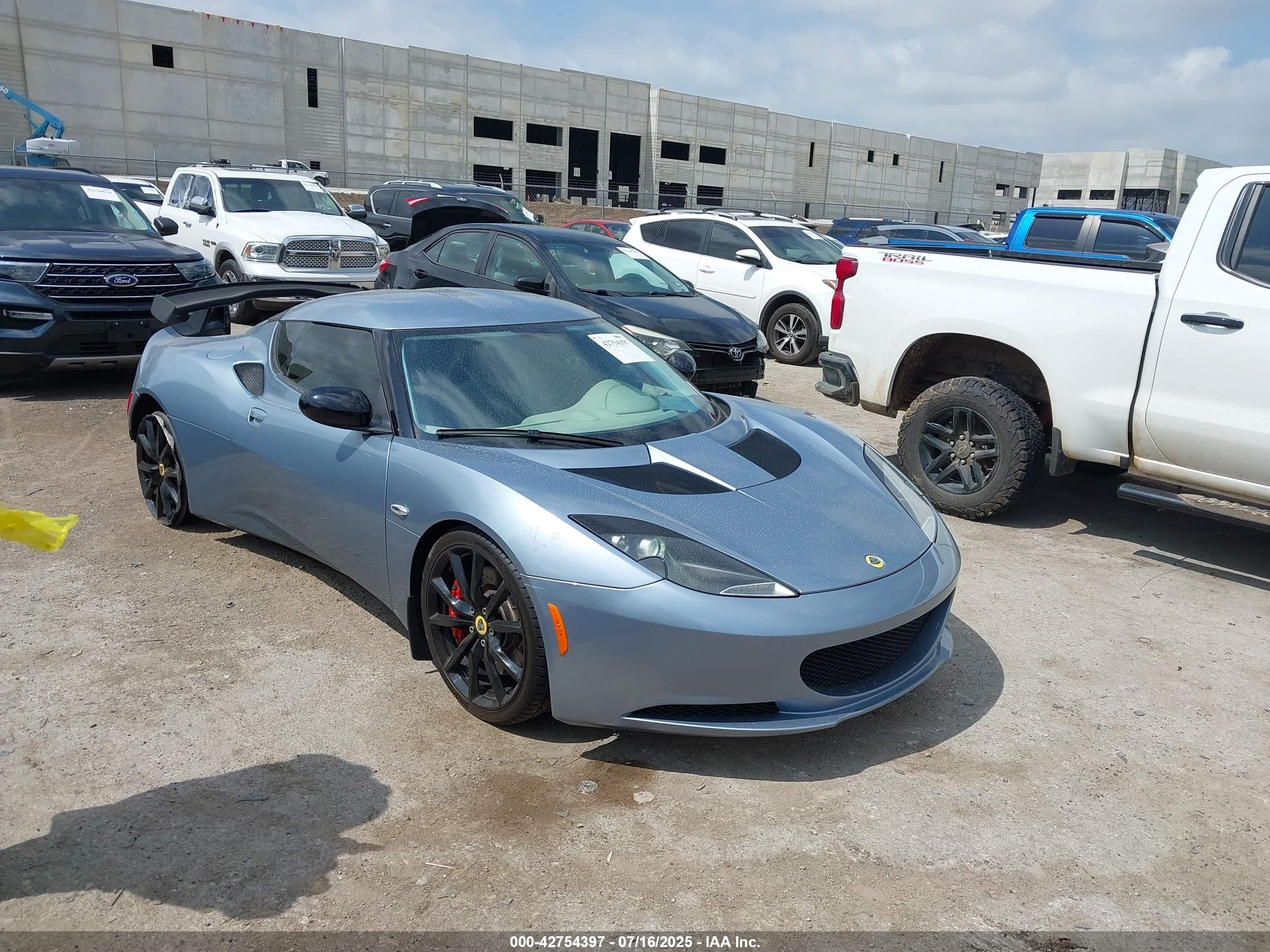 2014 Lotus Evora S 2+2, VIN SCCLMDSU5EHA10283 — Rear end