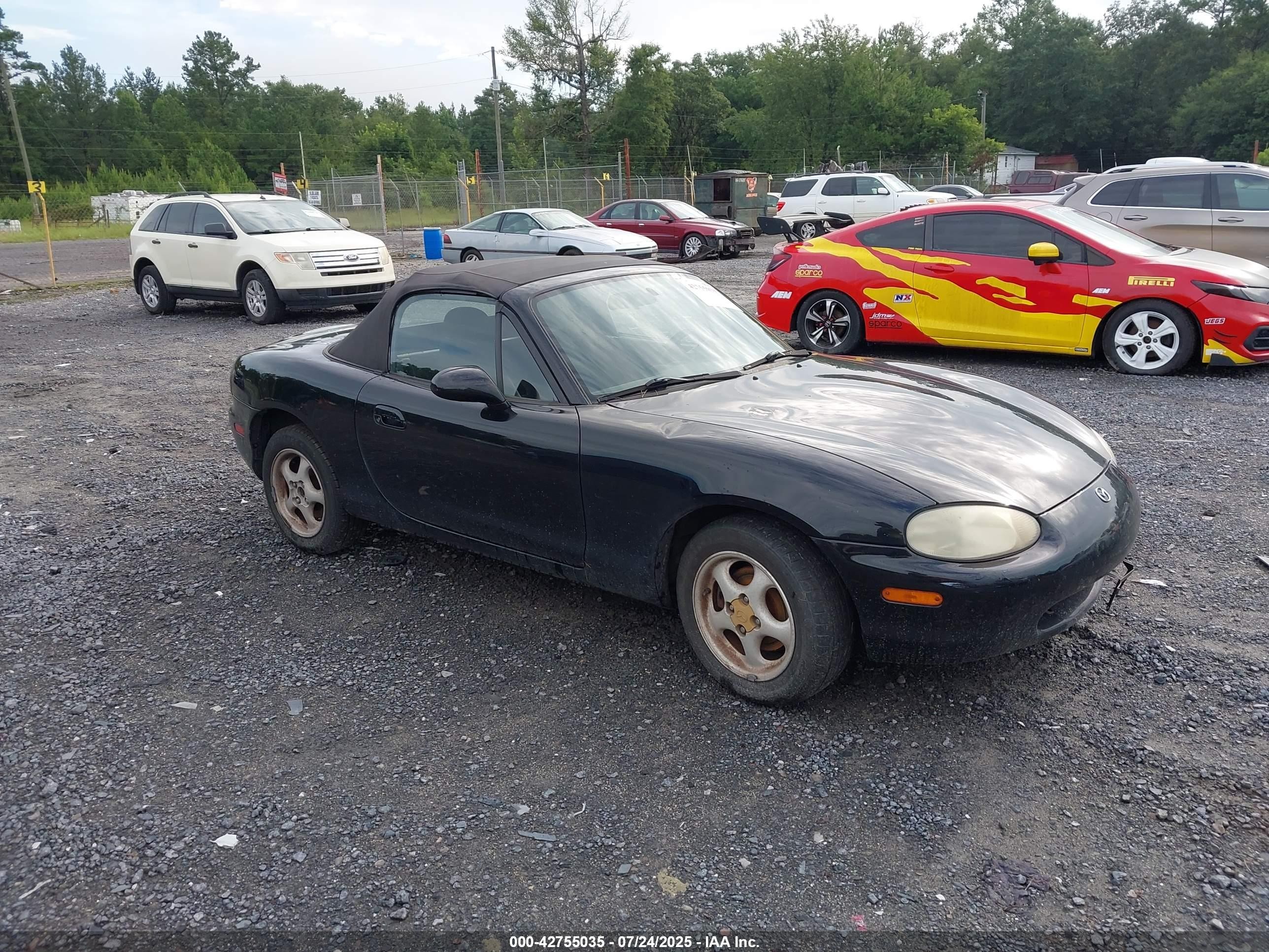 1999 Mazda MX-5 Miata, VIN JM1NB3537X0134549 — Front end