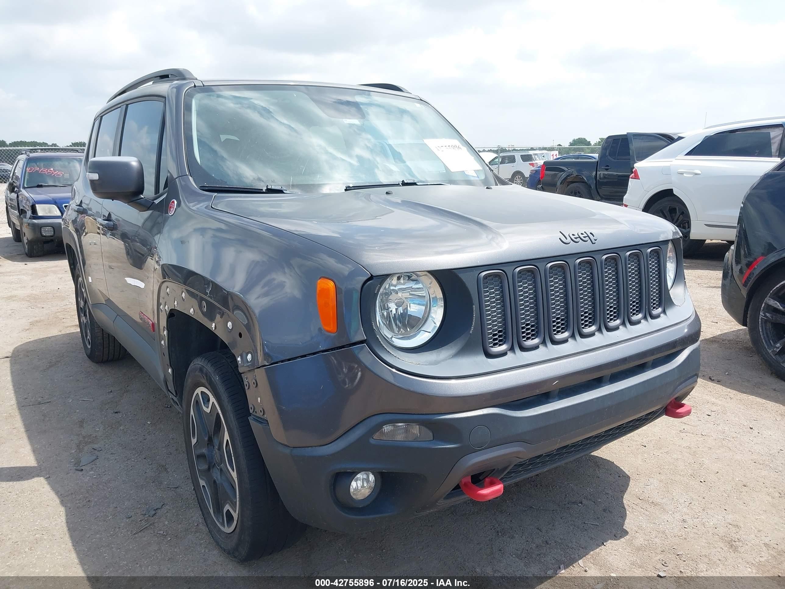 2016 Jeep Renegade Trailhawk, VIN ZACCJBCT6GPC66607 — All over