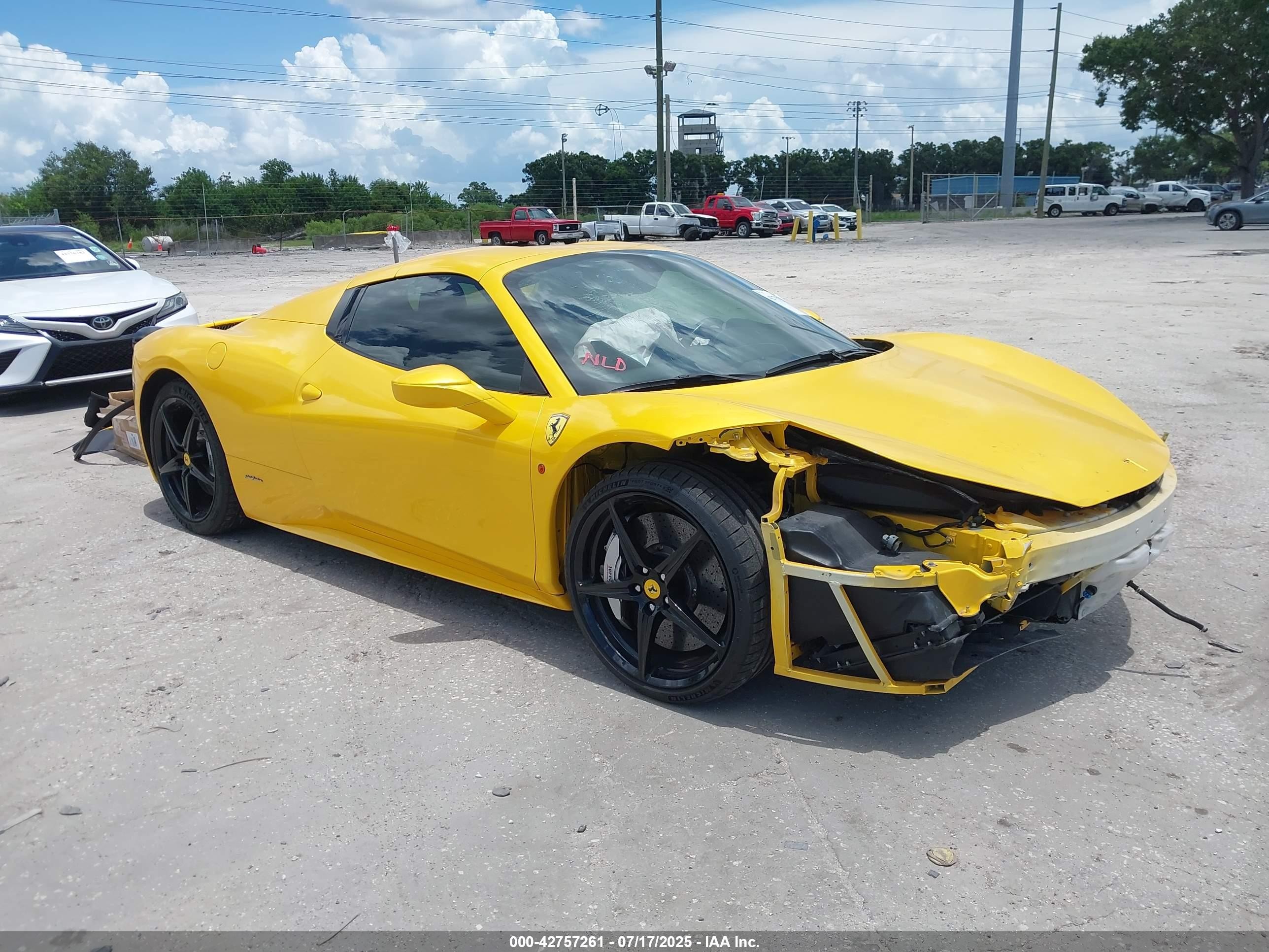 2013 Ferrari 458 Italia, VIN ZFF68NHA2D0190694 — Front end