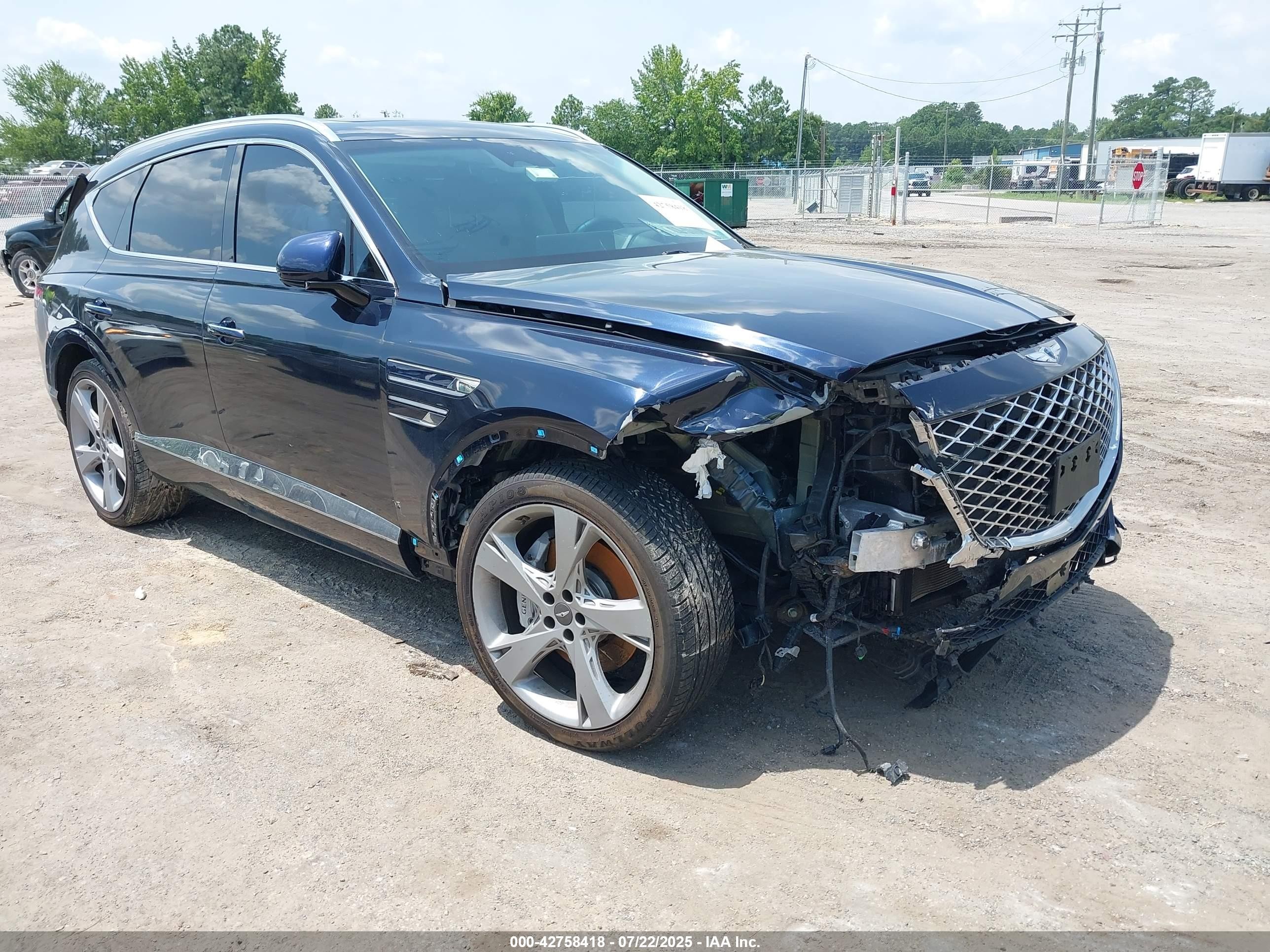 2022 Genesis GV80, VIN KMUHBDSB2NU101265 — Front end