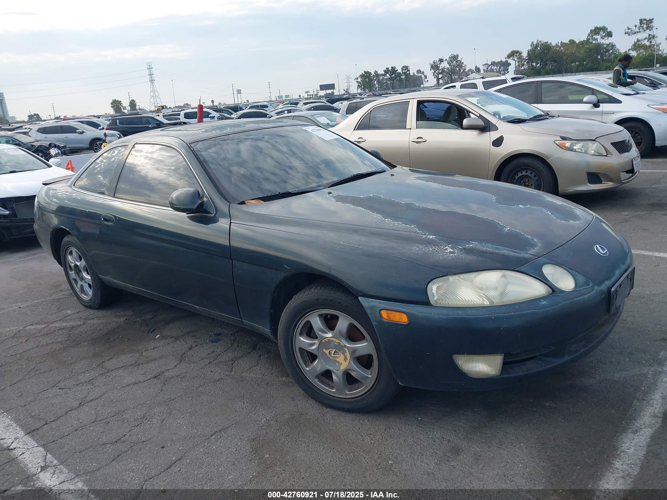 1992 Lexus SC, VIN JT8JZ31C1N0005668 — Rear end