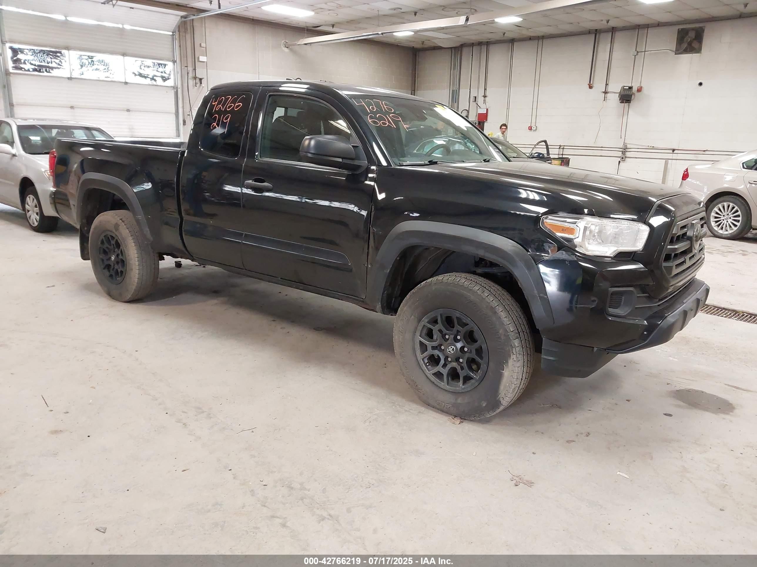 2019 Toyota Tacoma SR, VIN 5TFSX5EN5KX066284 — Not stated