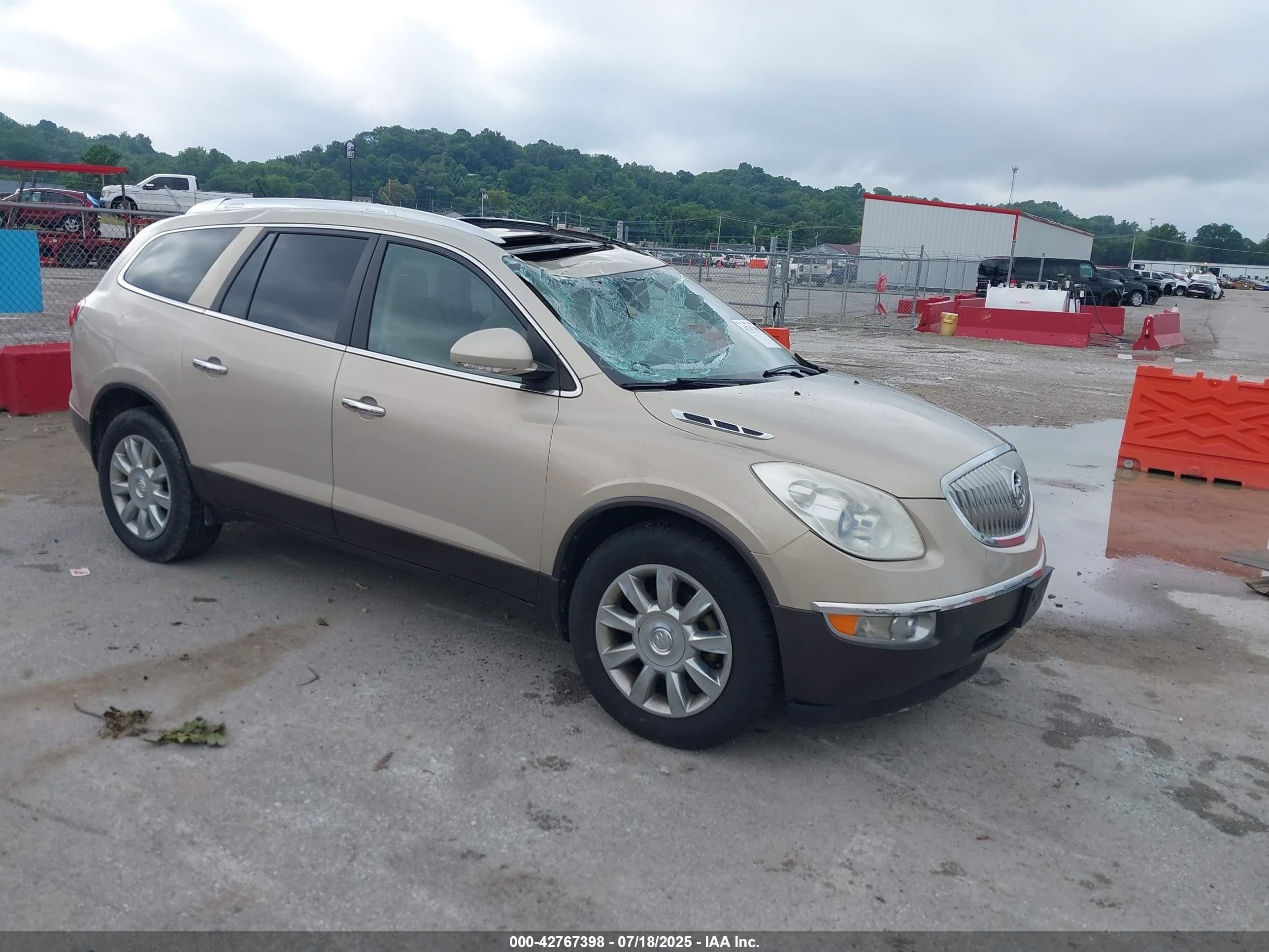 2011 Buick Enclave CXL-2, VIN 5GAKRCED2BJ415797 — Roof