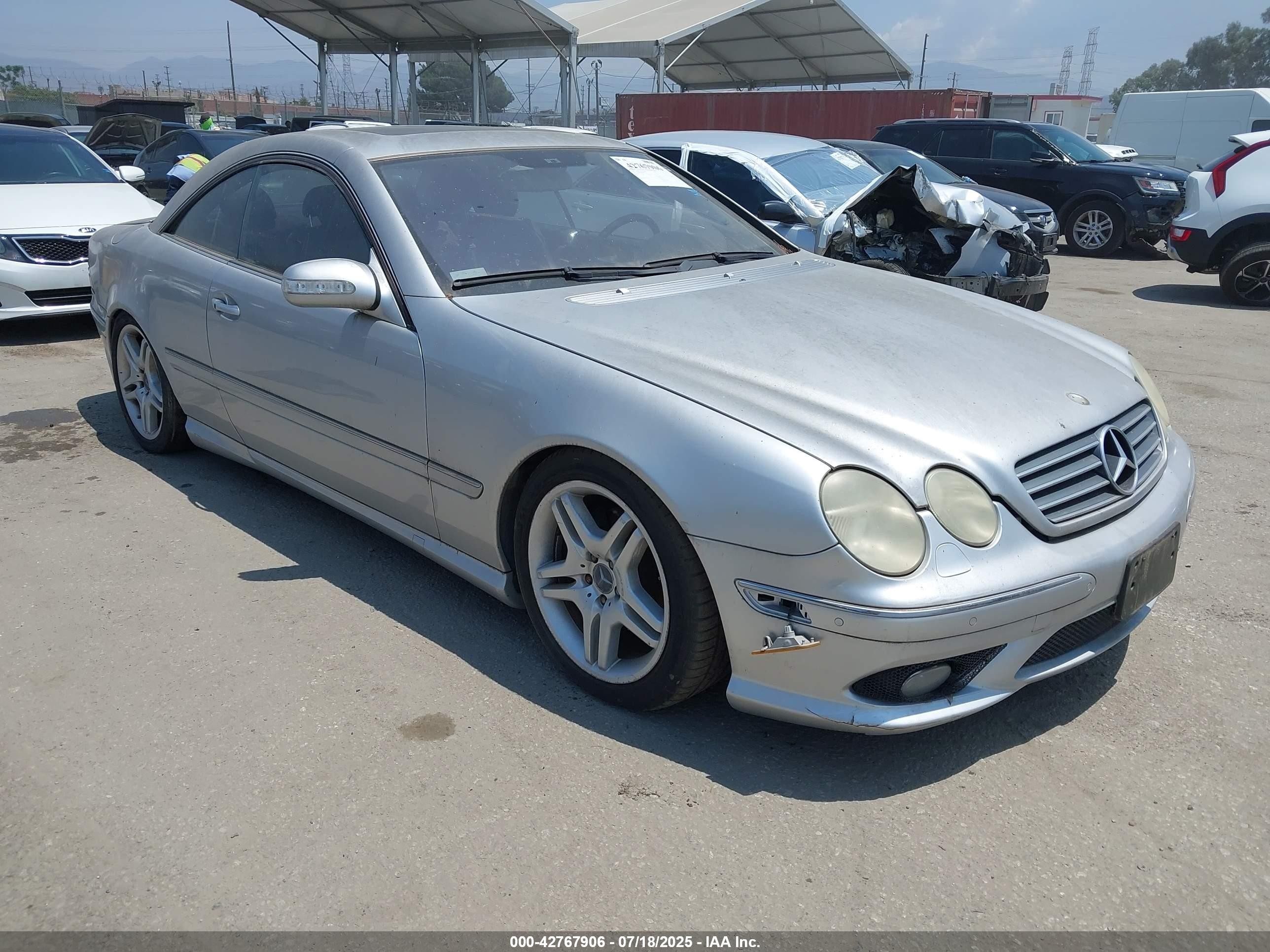 2006 Mercedes-Benz CL 500, VIN WDBPJ75J36A047370 — Front end