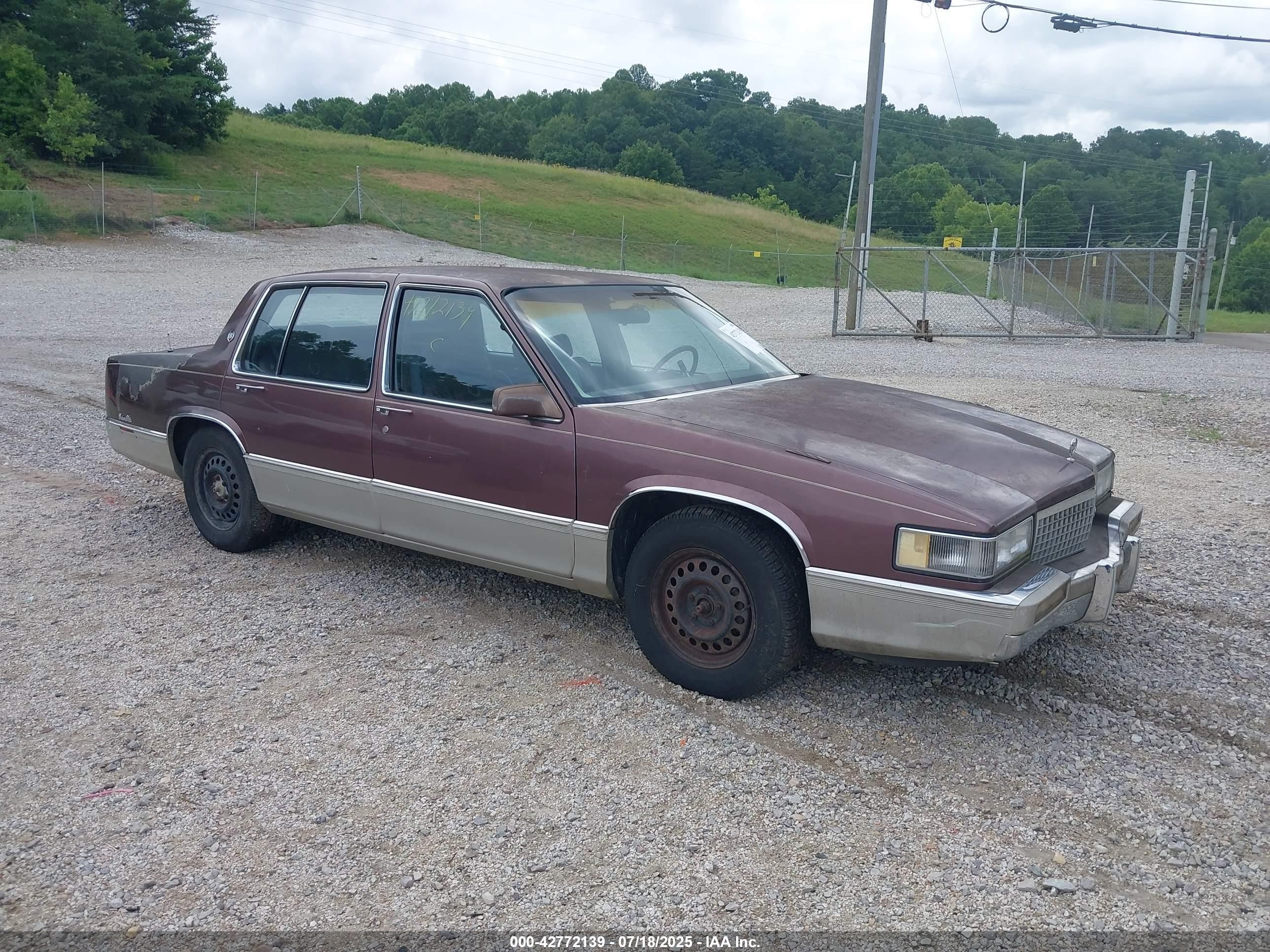 1989 Cadillac DeVille, VIN 1G6CD5155K4359934 — Механическое