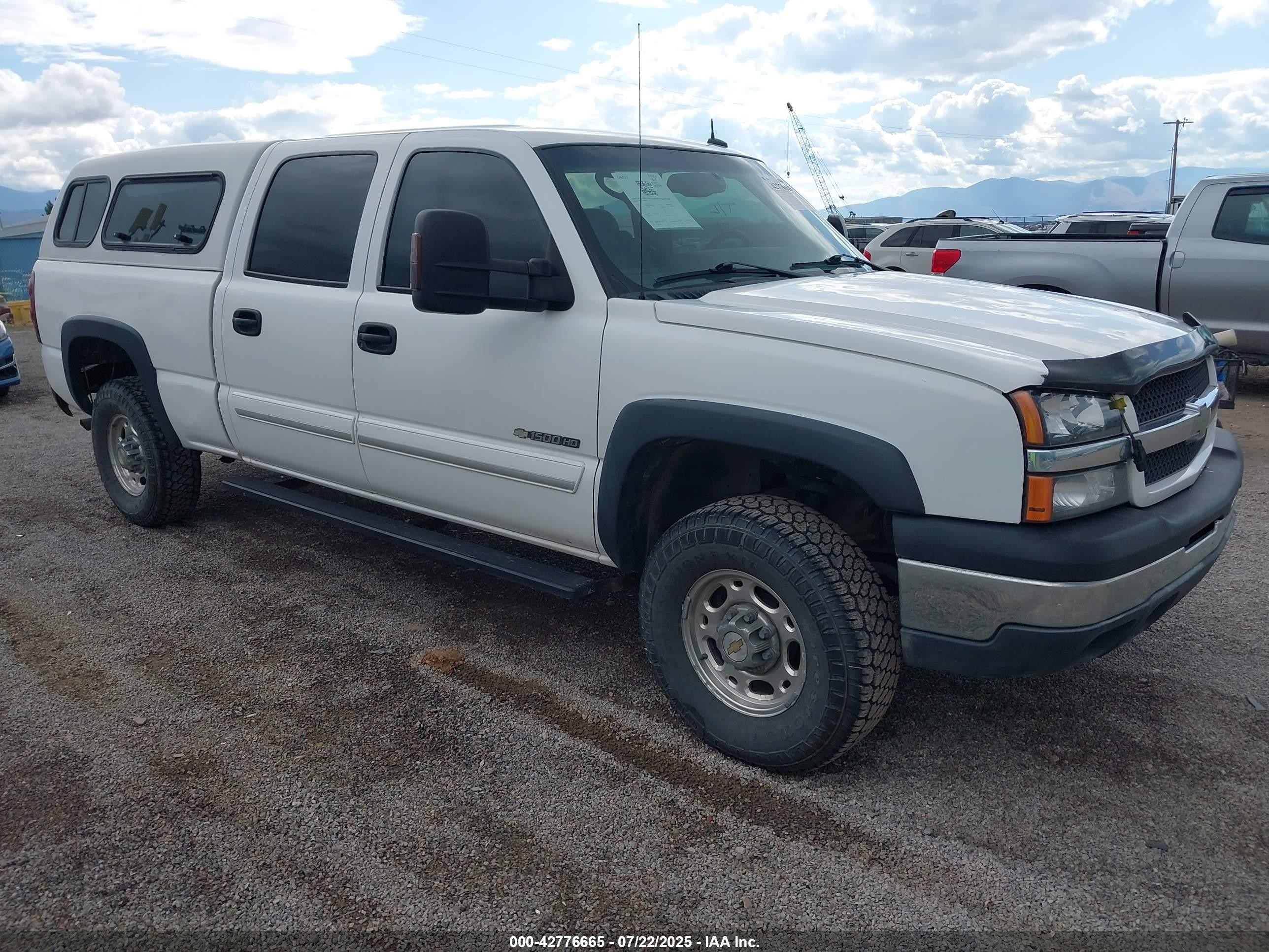 2003 Chevrolet Silverado 1500HD LS, VIN 1GCGK13U03F110416 — Зад