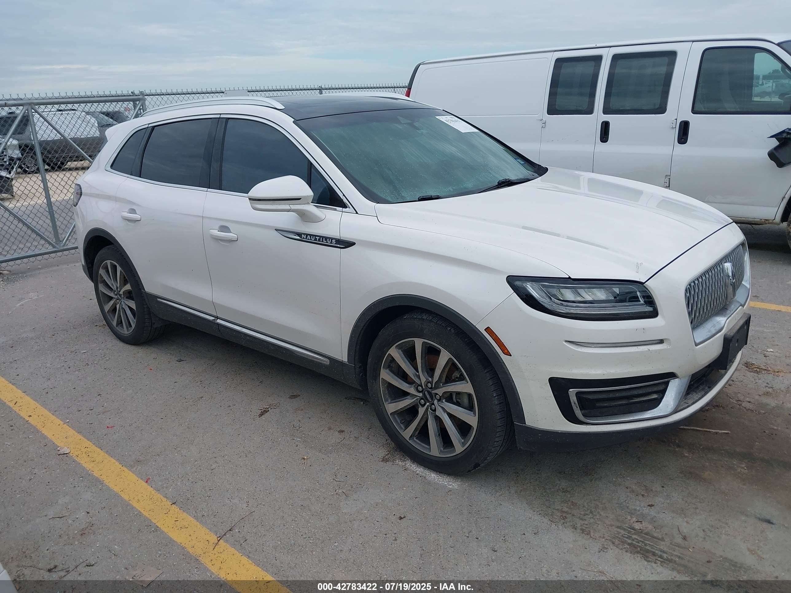 2019 Lincoln MKX Select, VIN 2LMPJ6KP5KBL25513 — Water / flood