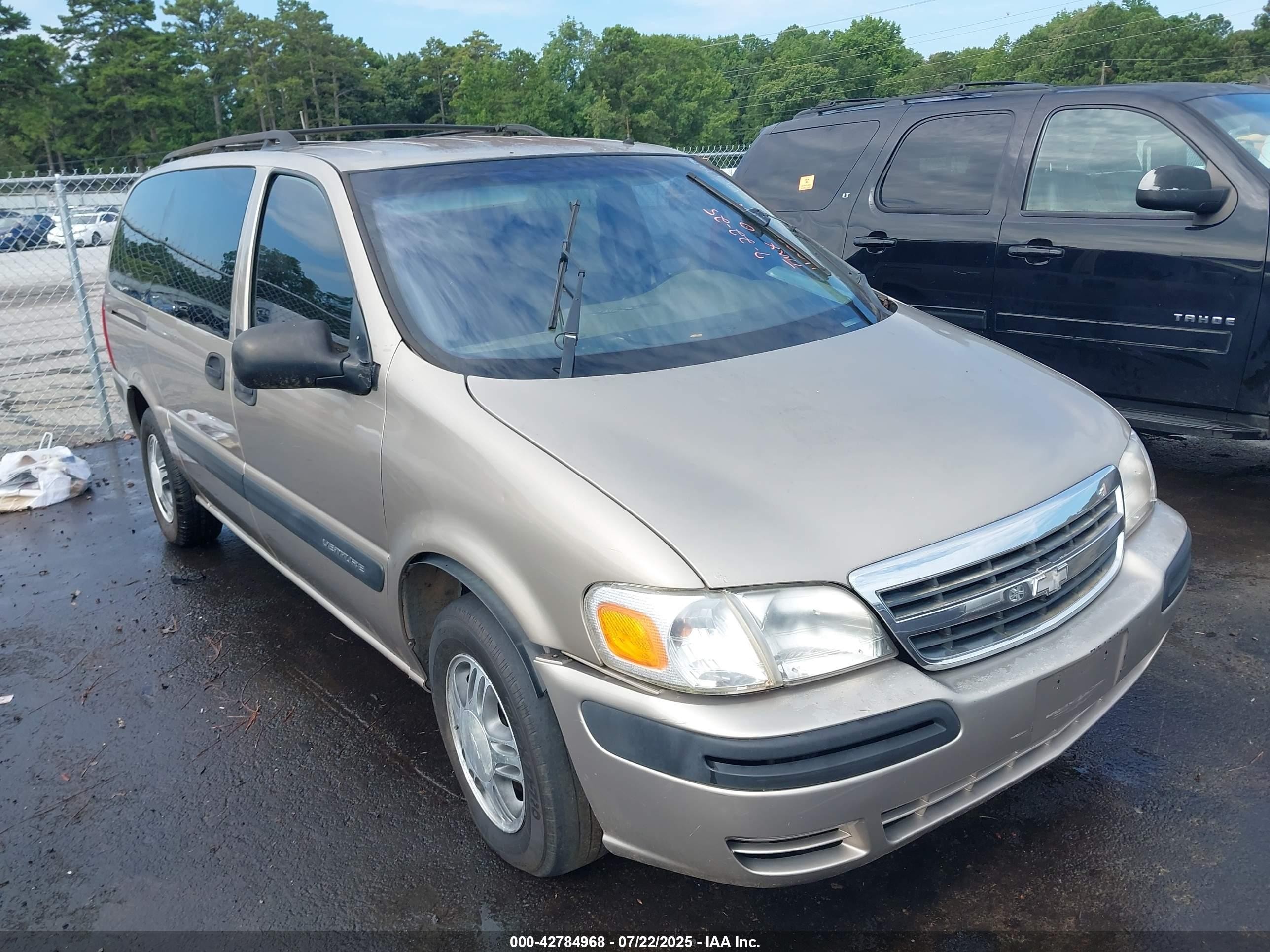 2001 Chevrolet Venture LS Y3G Mobility, VIN 1GNDX03E51D271674 — Normal wear