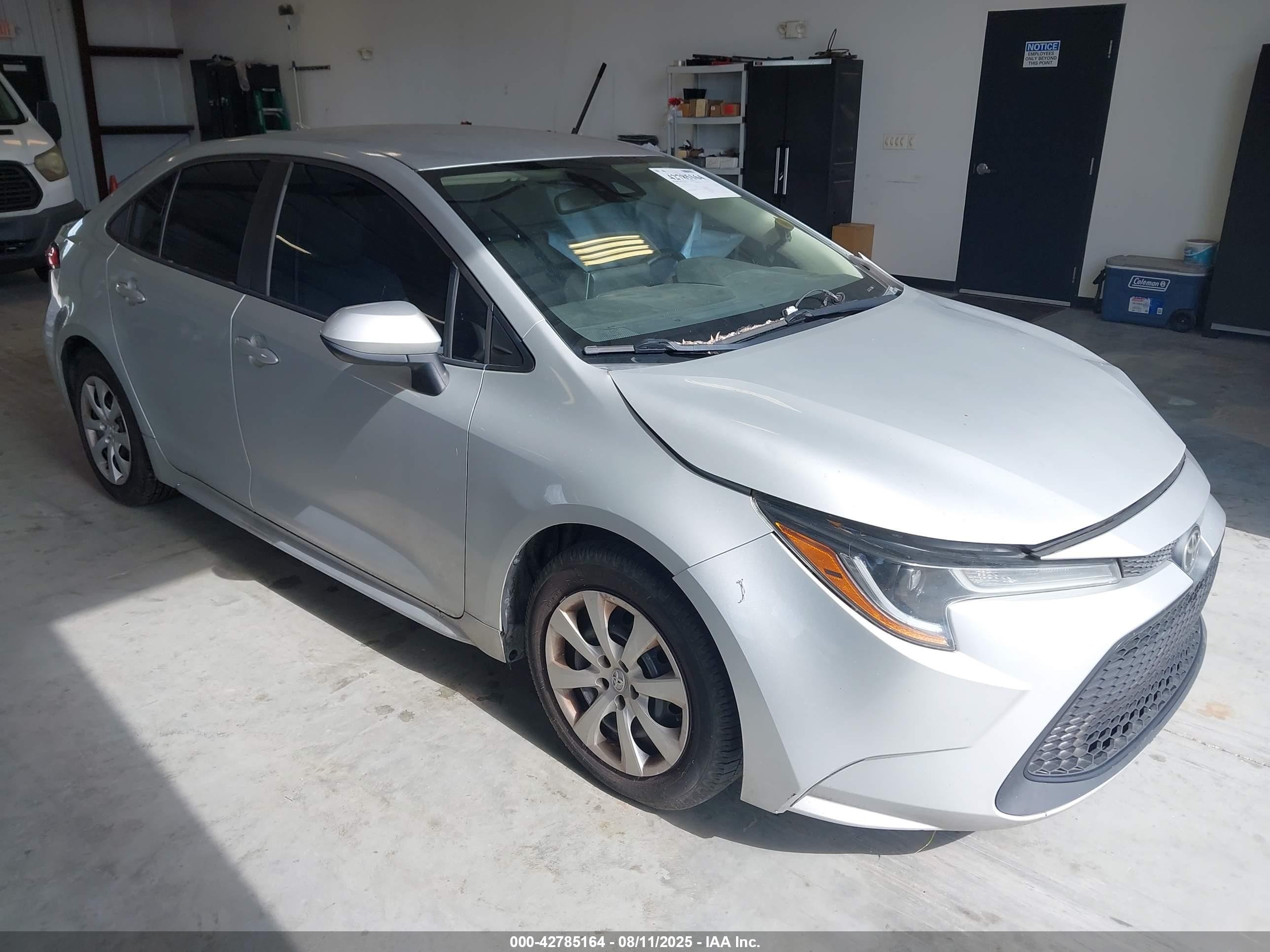 2020 Toyota Corolla LE, VIN 5YFEPRAE1LP047144 — По всему кузову