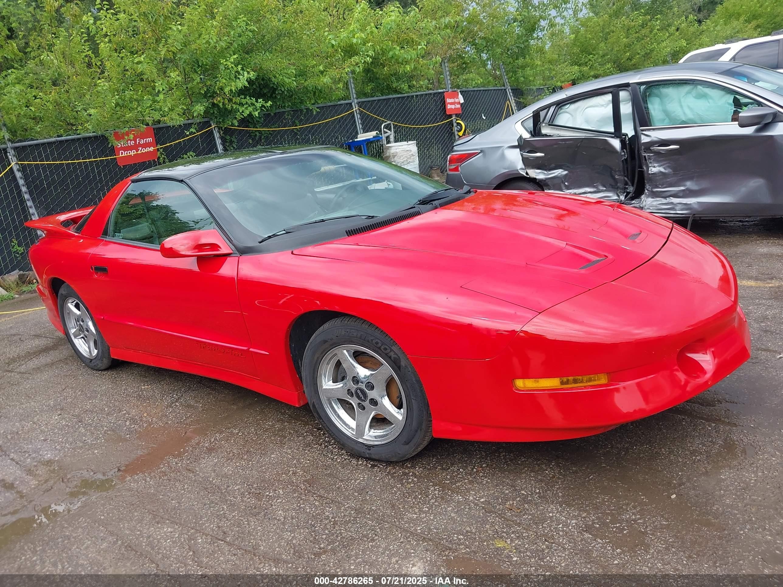 1996 Pontiac Firebird Formula, VIN 2G2FV22PXT2209500 — Water / flood