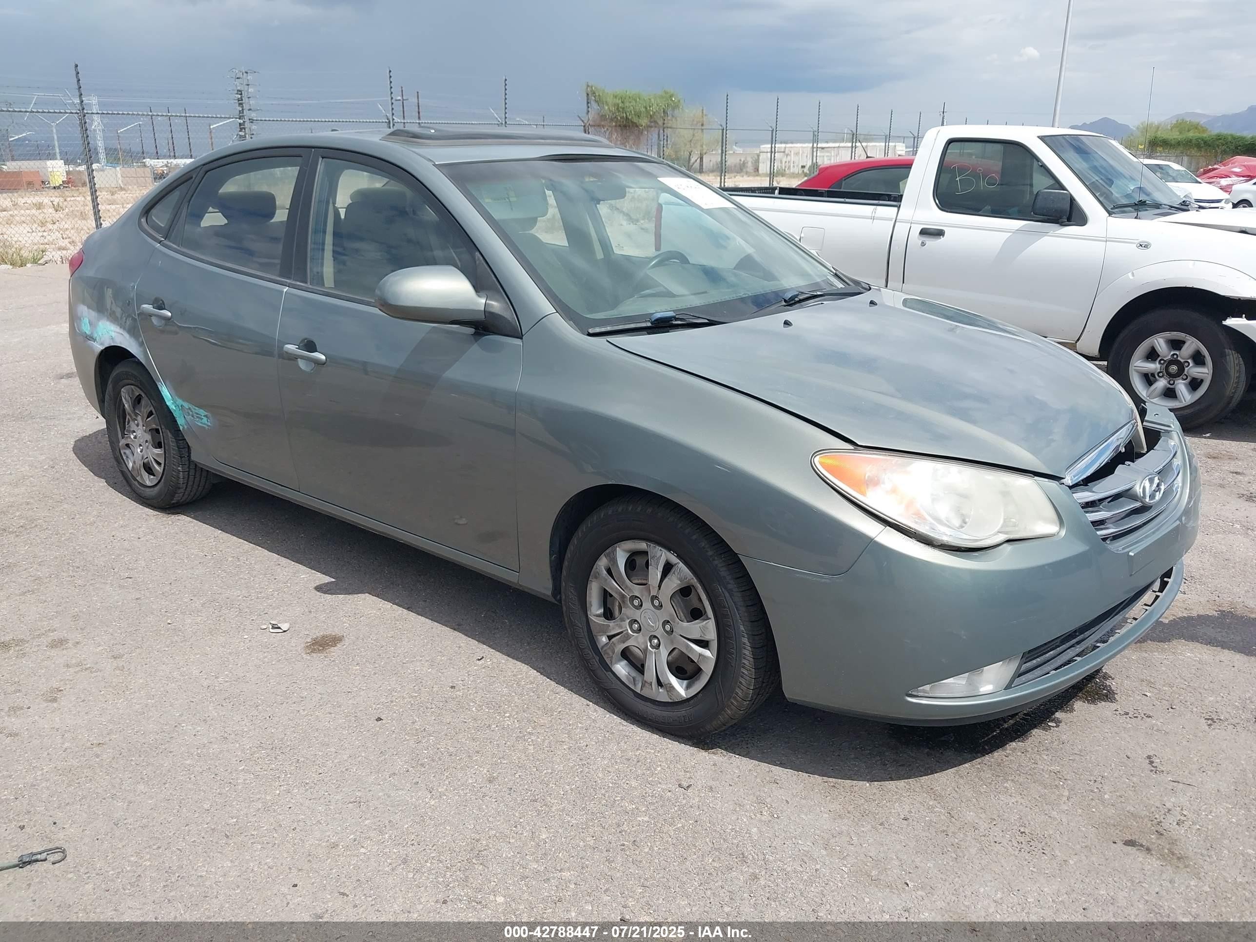 2010 Hyundai Elantra GLS, VIN KMHDU4AD9AU102109 — Front end