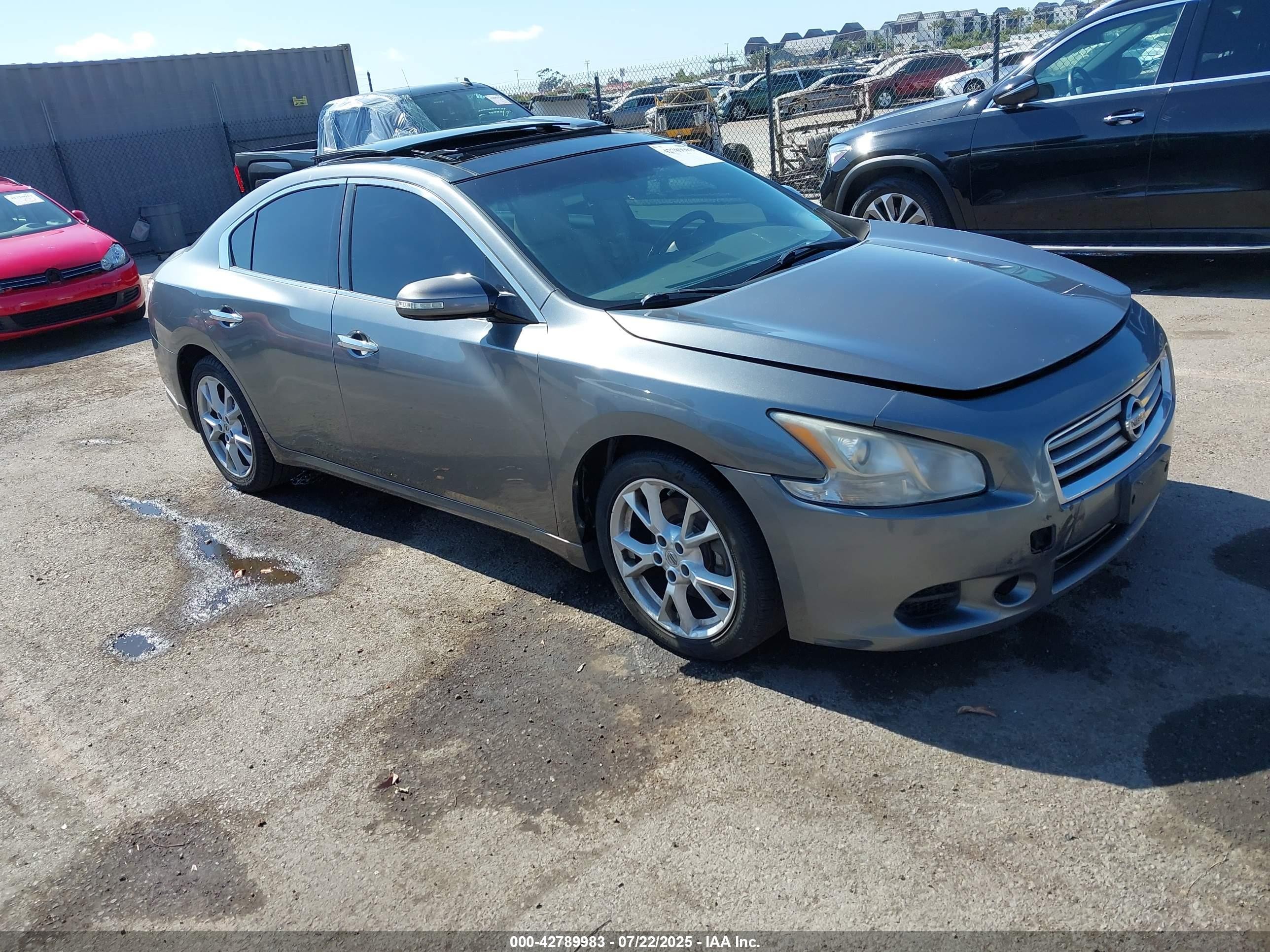 2014 Nissan Maxima SV, VIN 1N4AA5AP8EC440120 — Перед