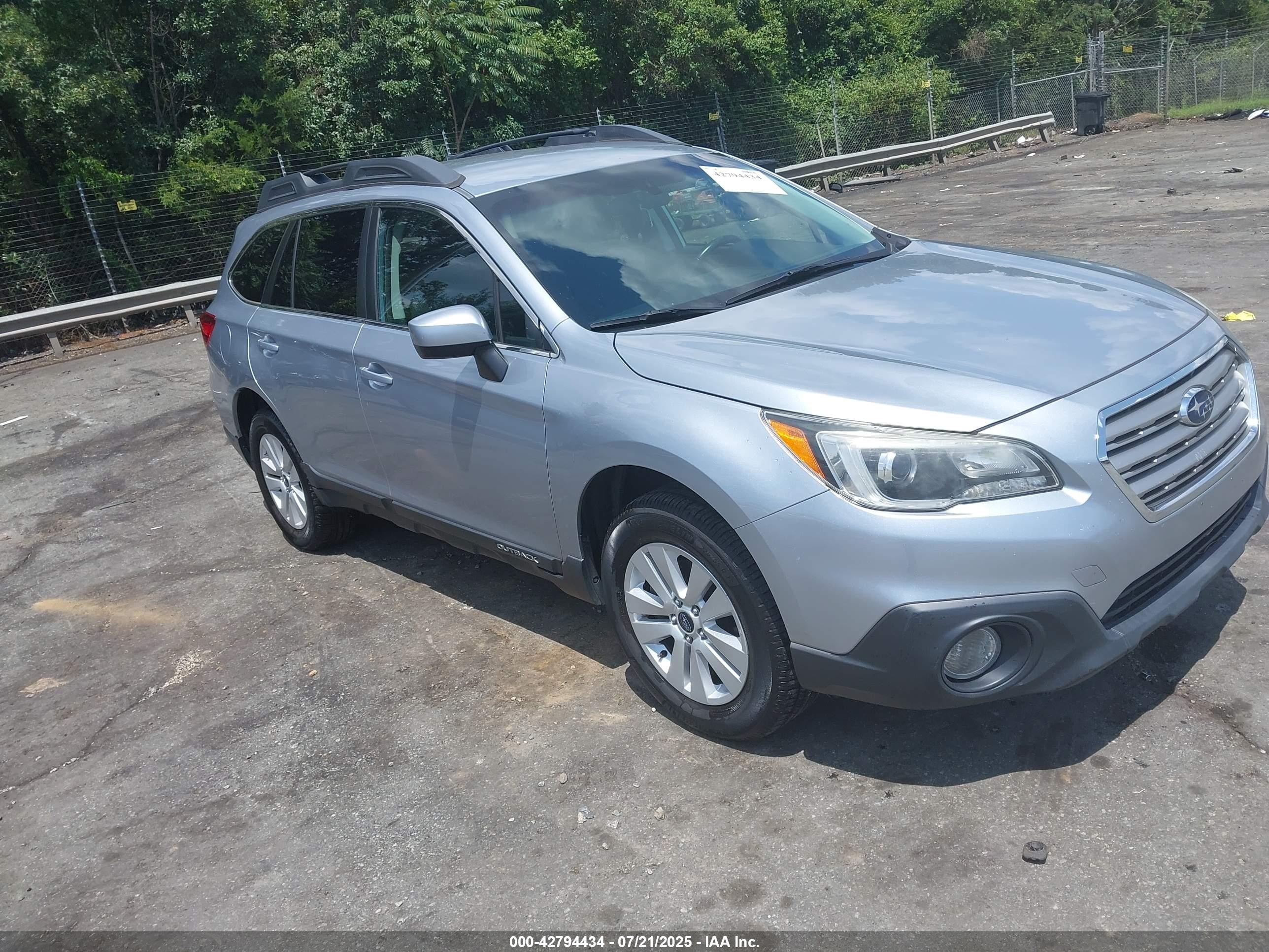 2016 Subaru Outback Premium, VIN 4S4BSACC8G3327264 — Water / flood