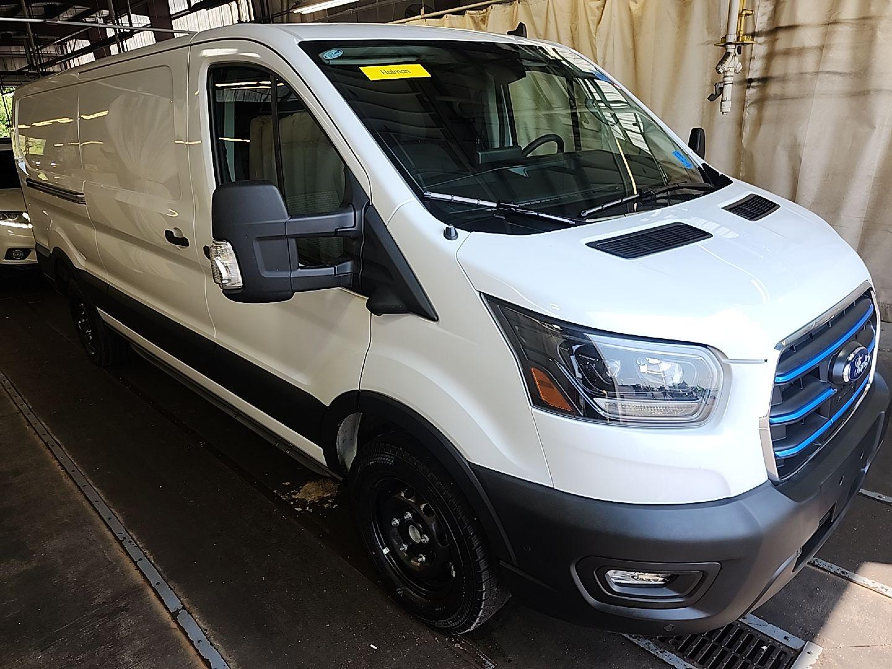 2025 Ford E-Transit, VIN 1FTBW1YM3SKA13045 — Normal wear