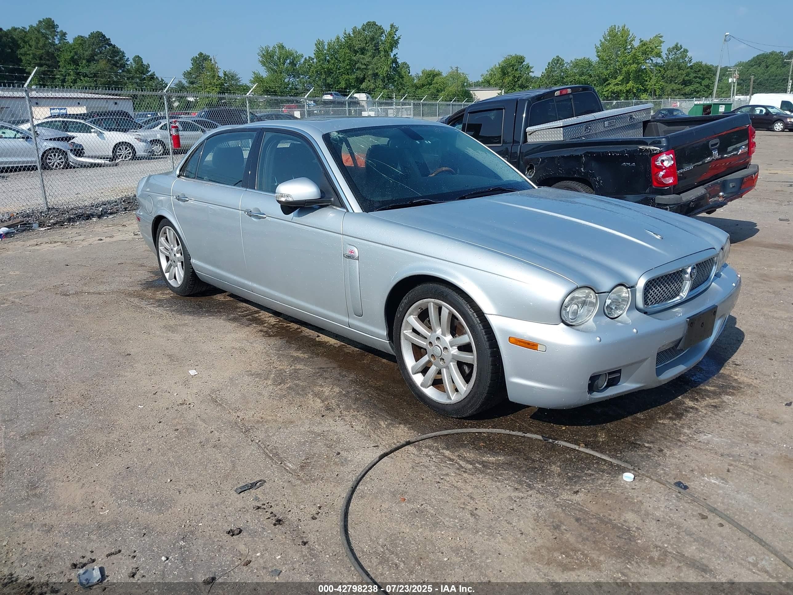 2008 Jaguar XJ 8 LWB, VIN SAJWA79B78SH21215 — Storm