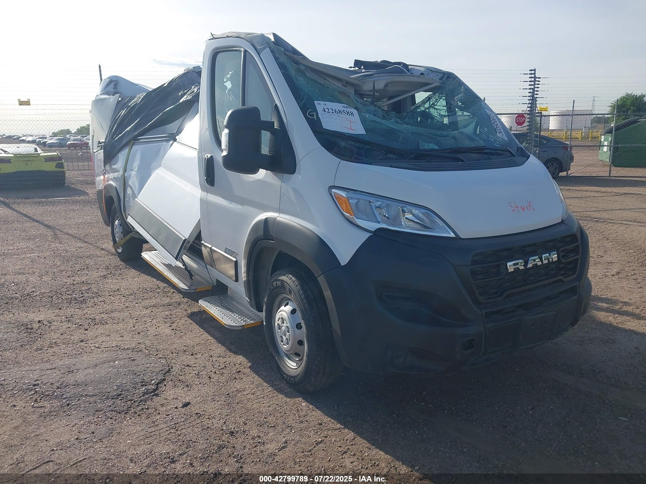 2023 Ram ProMaster Window Van, VIN 3C6LRVPG9PE553144 — Roof