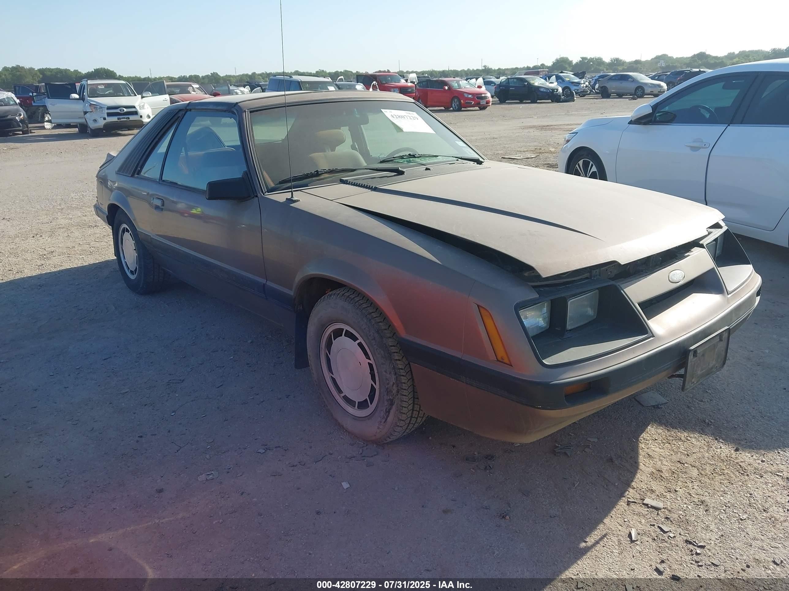 1986 Ford Mustang, VIN 1FABP2836GF288022 — Normal wear