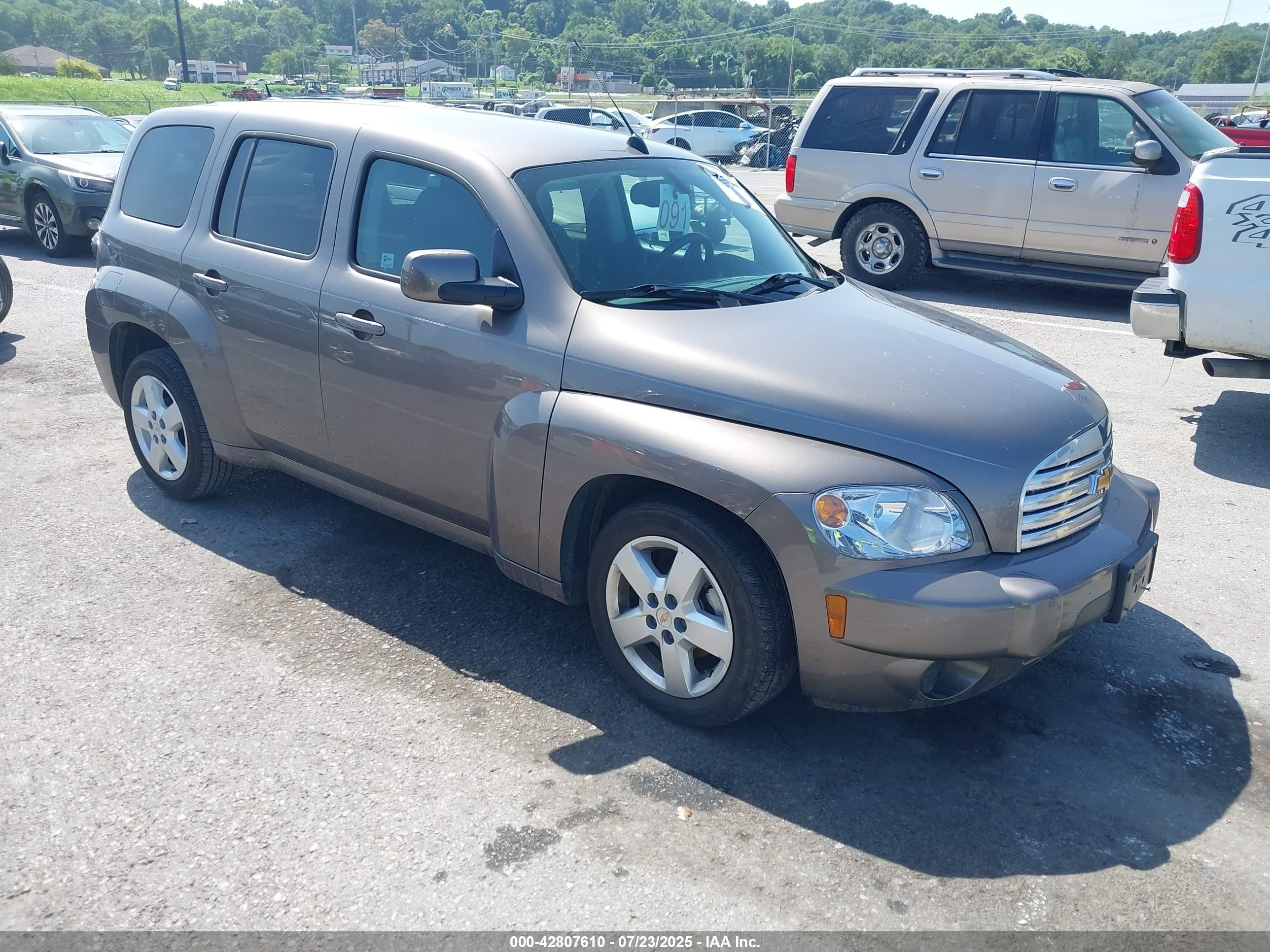 2011 Chevrolet HHR 1LT, VIN 3GNBABFW4BS582913 — Front end