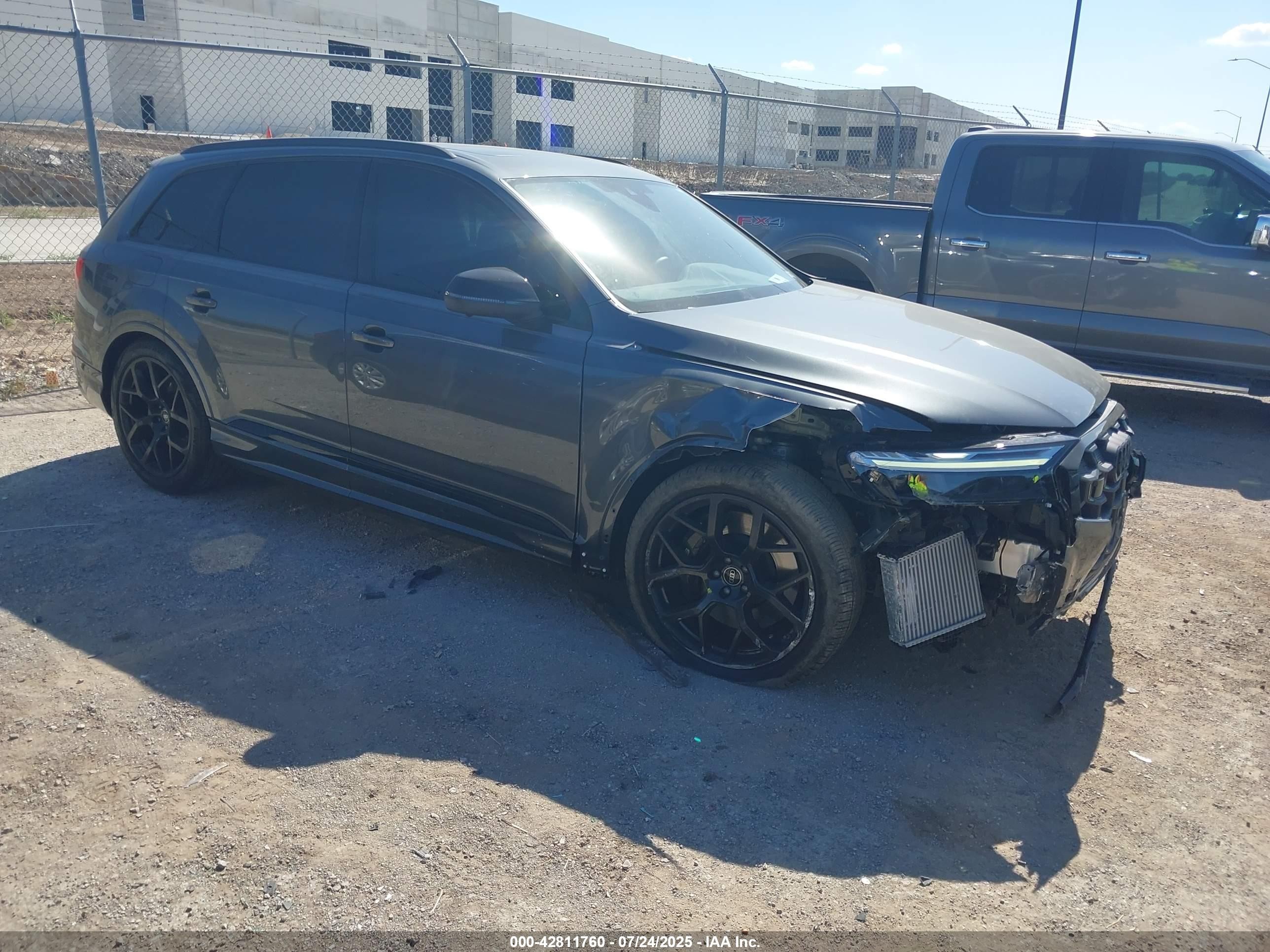2025 Audi SQ7 Premium Plus, VIN WA1AWBF76SD003154 — Front end