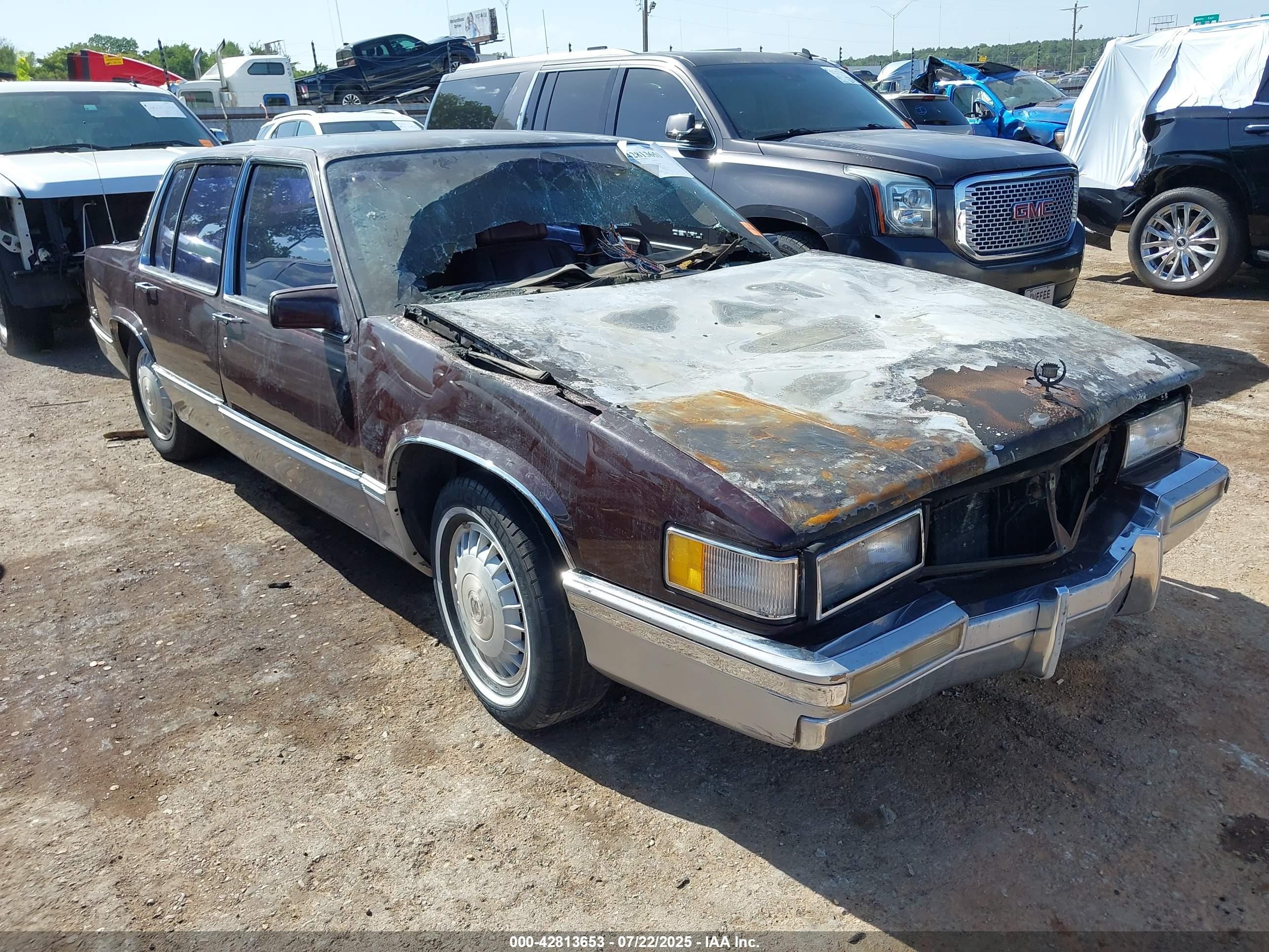 1990 Cadillac DeVille, VIN 1G6CD5335L4273245 — Engine fire