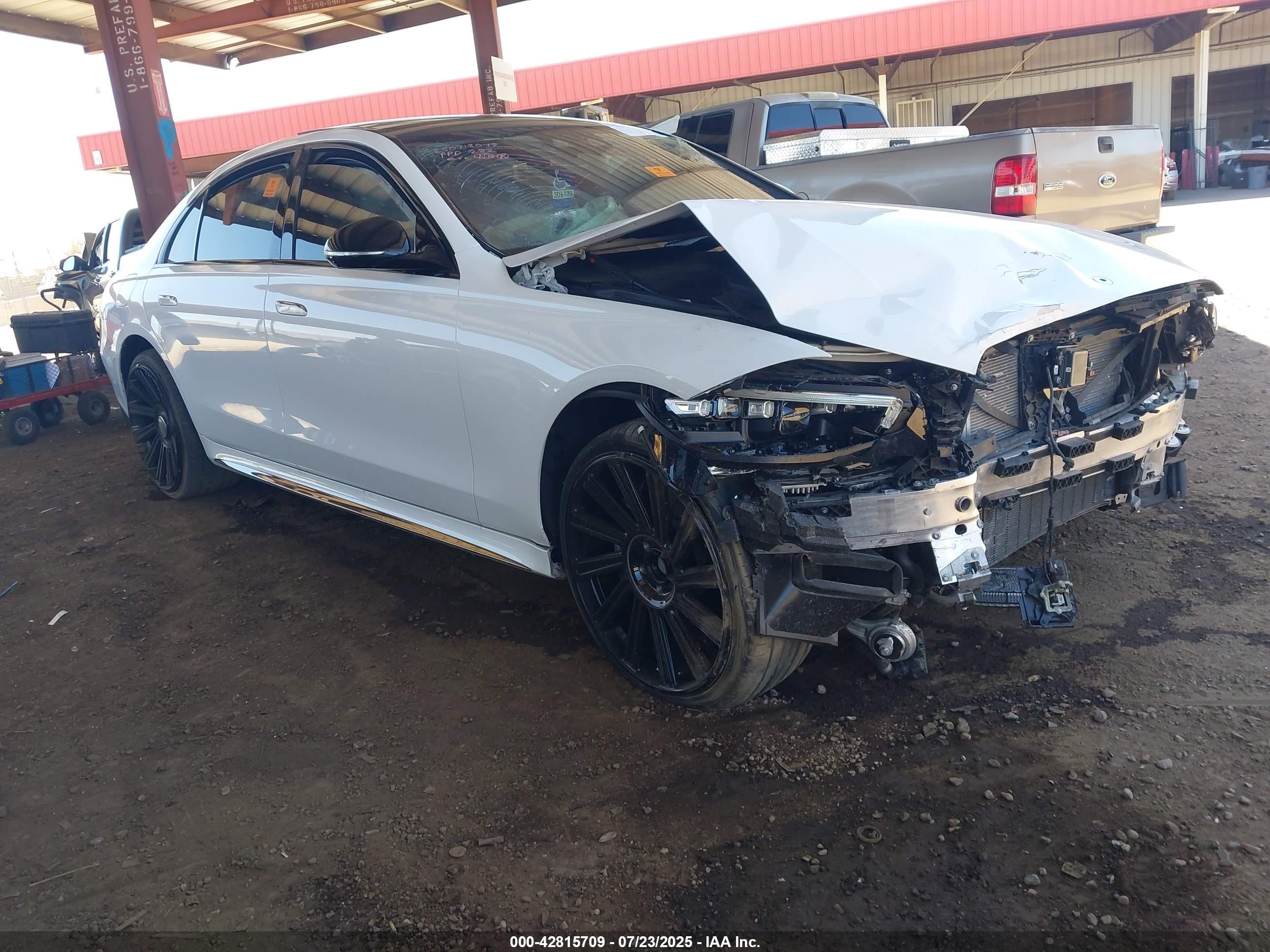2024 Mercedes-Benz S 580, VIN W1K6G7GB1RA269319 — Front end