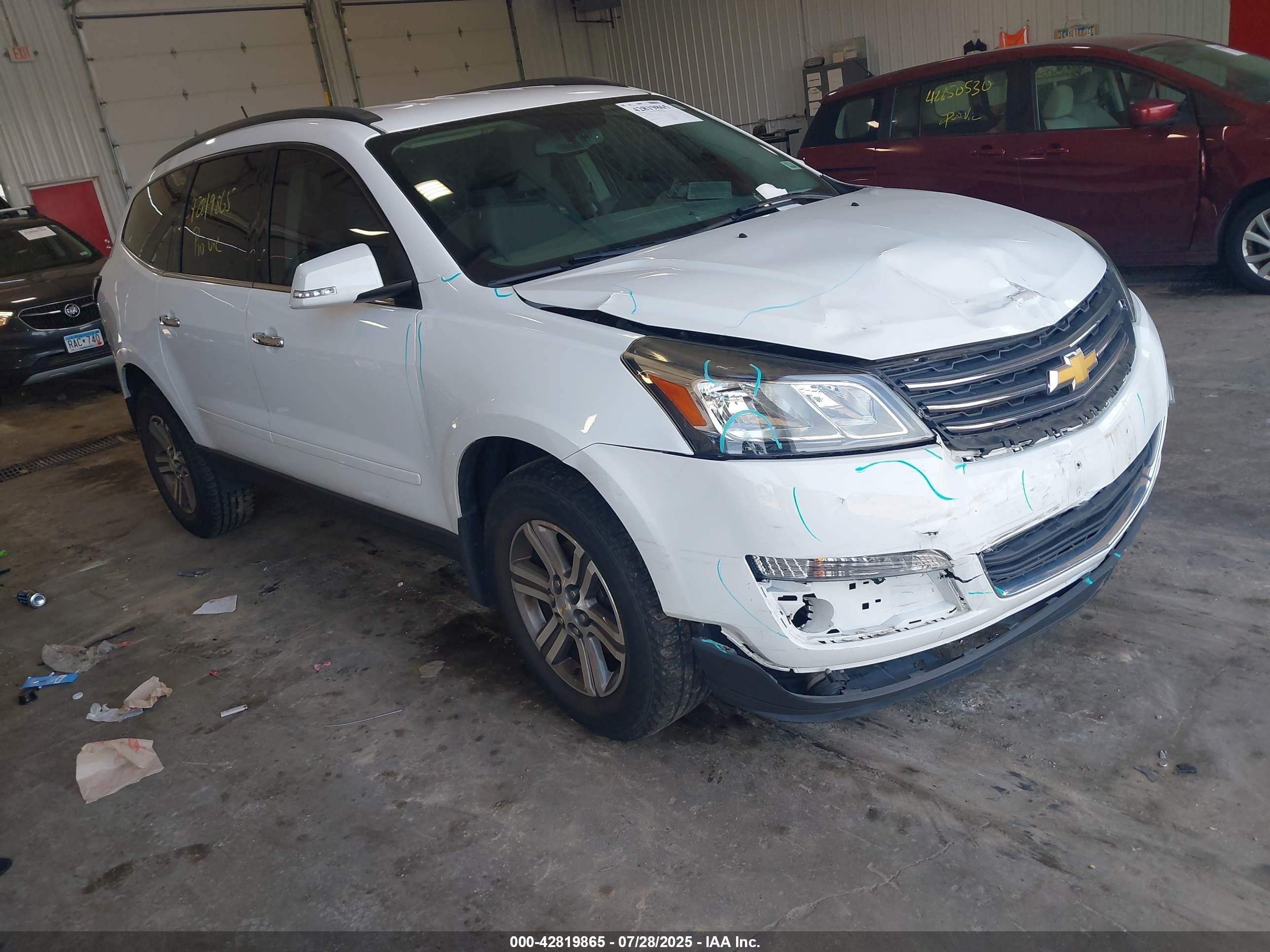 2017 Chevrolet Traverse LT, VIN 1GNKRHKD0HJ193714 — Front end