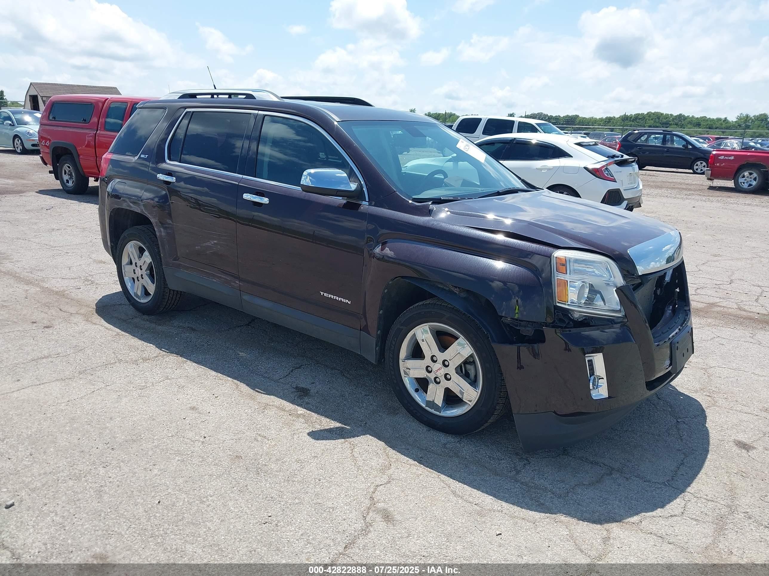 2011 GMC Terrain SLT-2, VIN 2CTALWEC6B6446167 — Front end
