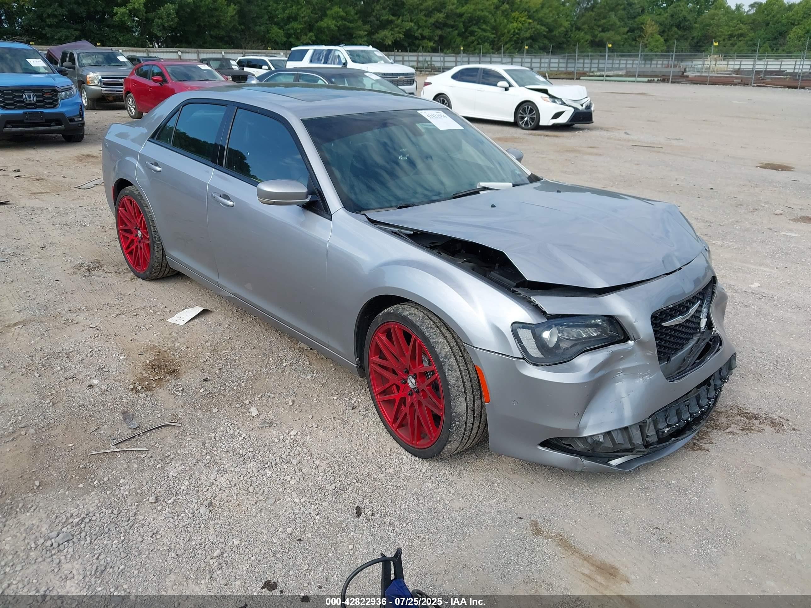 2016 Chrysler 300 S, VIN 2C3CCAGG2GH244546 — Фото с аукциона