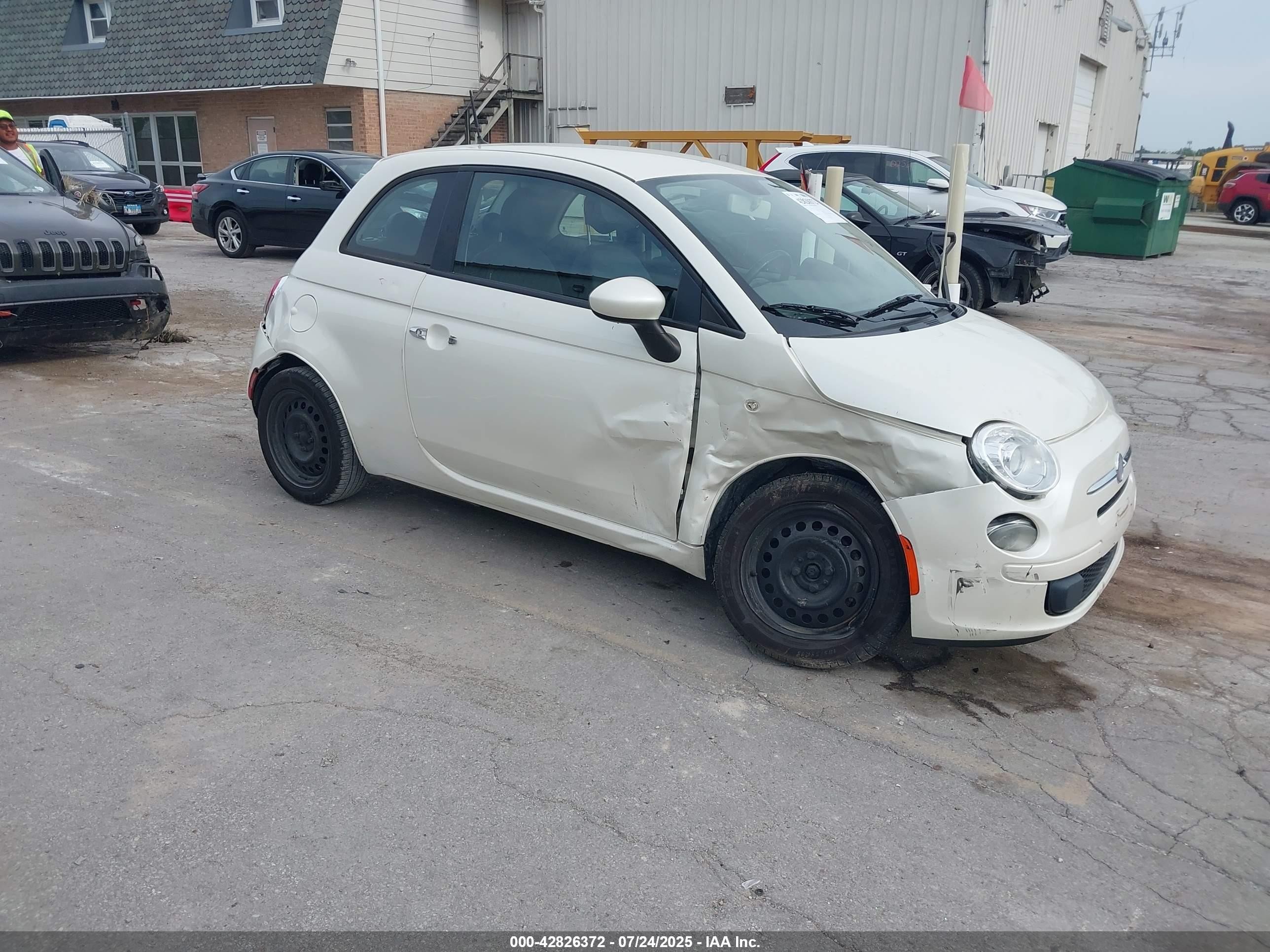 2012 FIAT 500 Pop, VIN 3C3CFFAR2CT211725 — Side