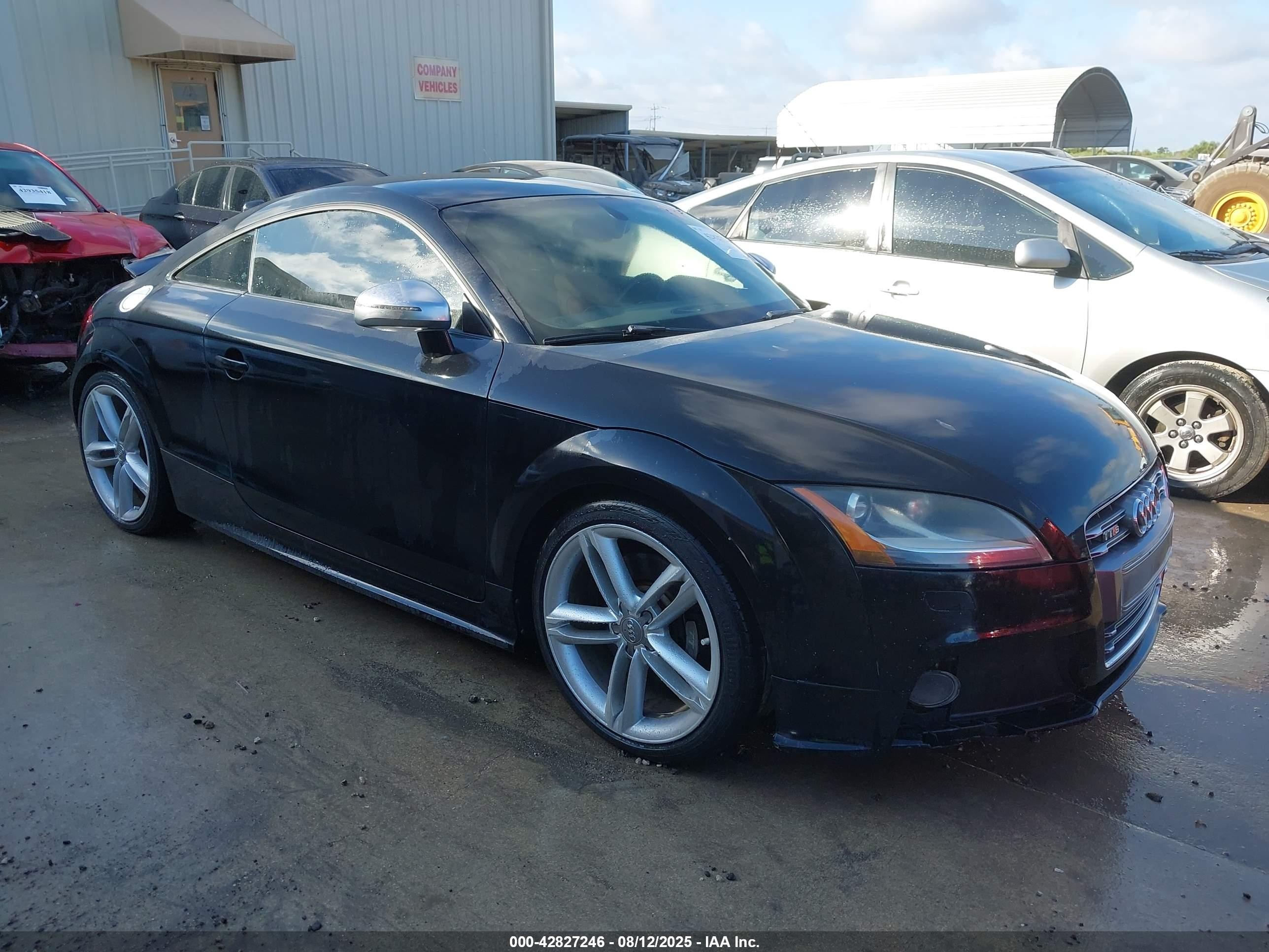 2013 Audi TTS 2.0T Prestige, VIN TRUK1AFK8D1003514 — Бок