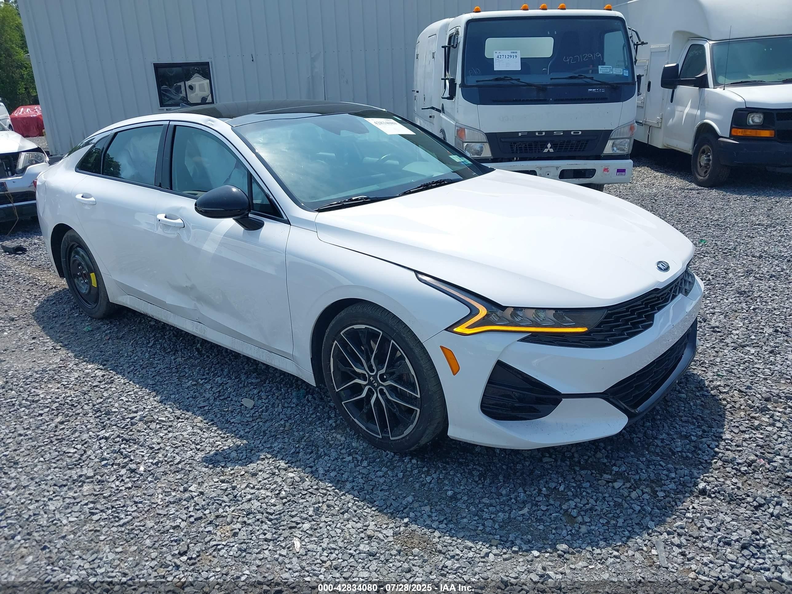 2021 Kia K5 GT, VIN 5XXG44J87MG079380 — Side