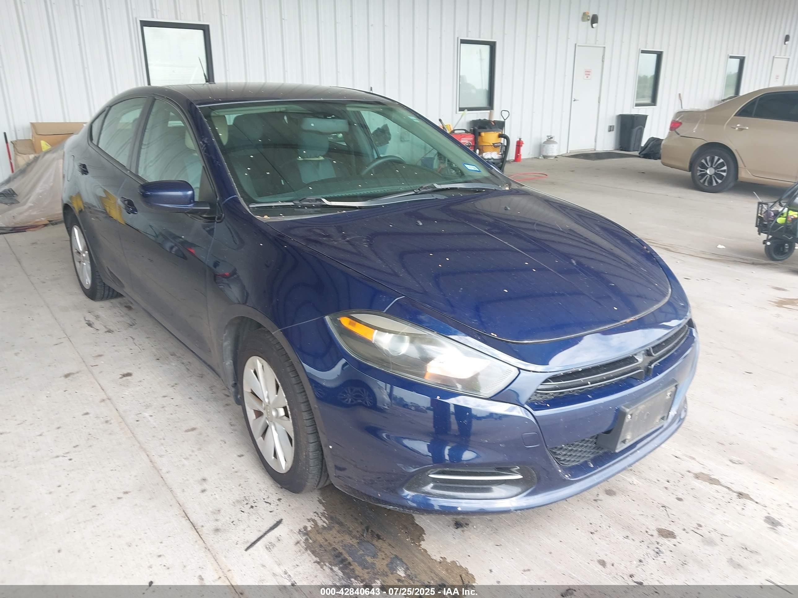 2014 Dodge Dart SXT, VIN 1C3CDFBB8ED672122 — Side
